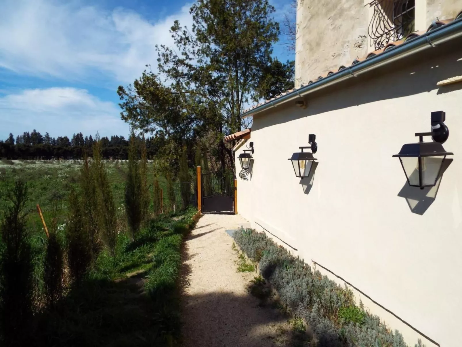 Leonie's Gîte Moulin de Tartay in Avignon-Binnen