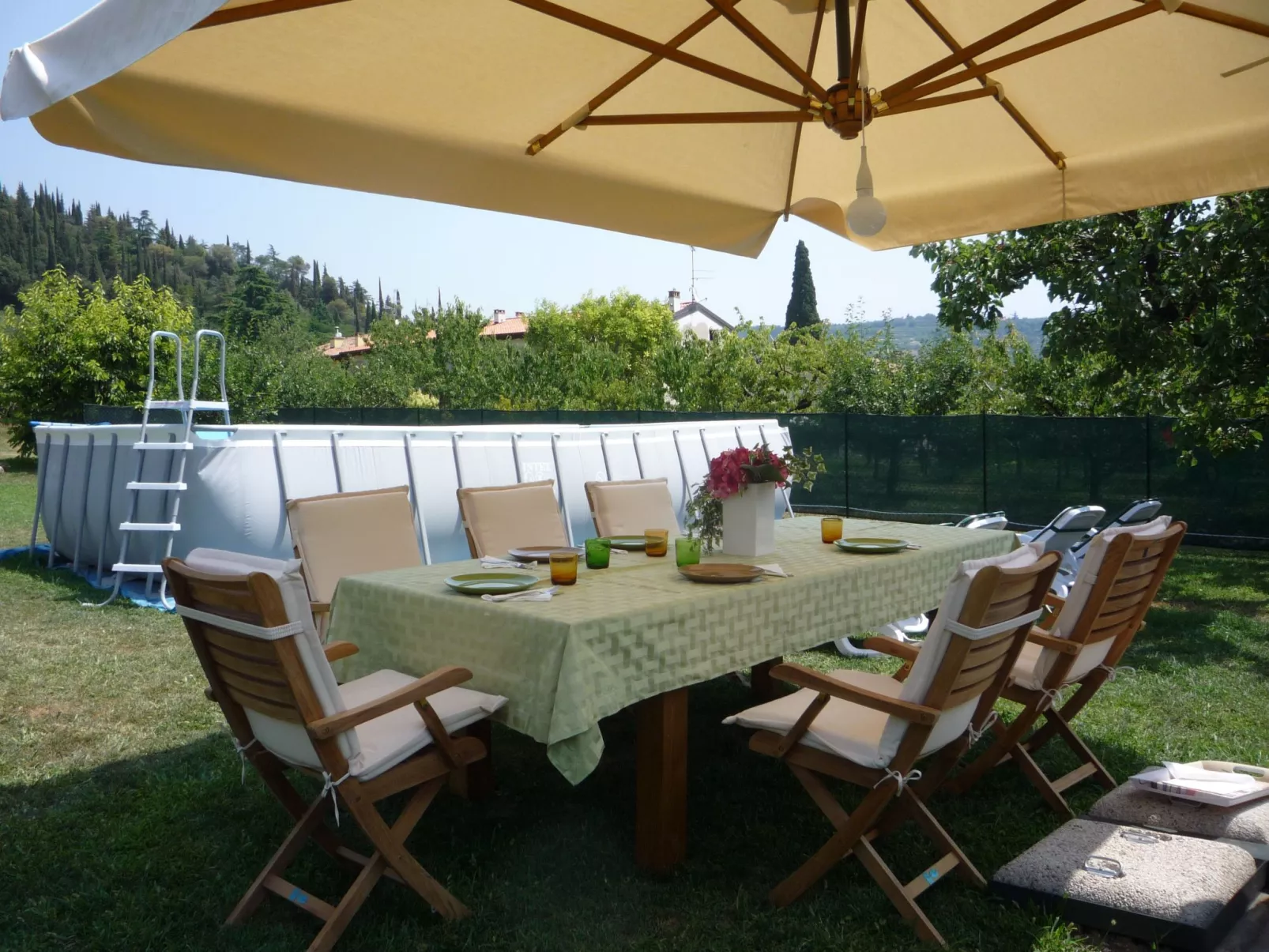 Anwesen mit privatem Garten und Grill-Buiten