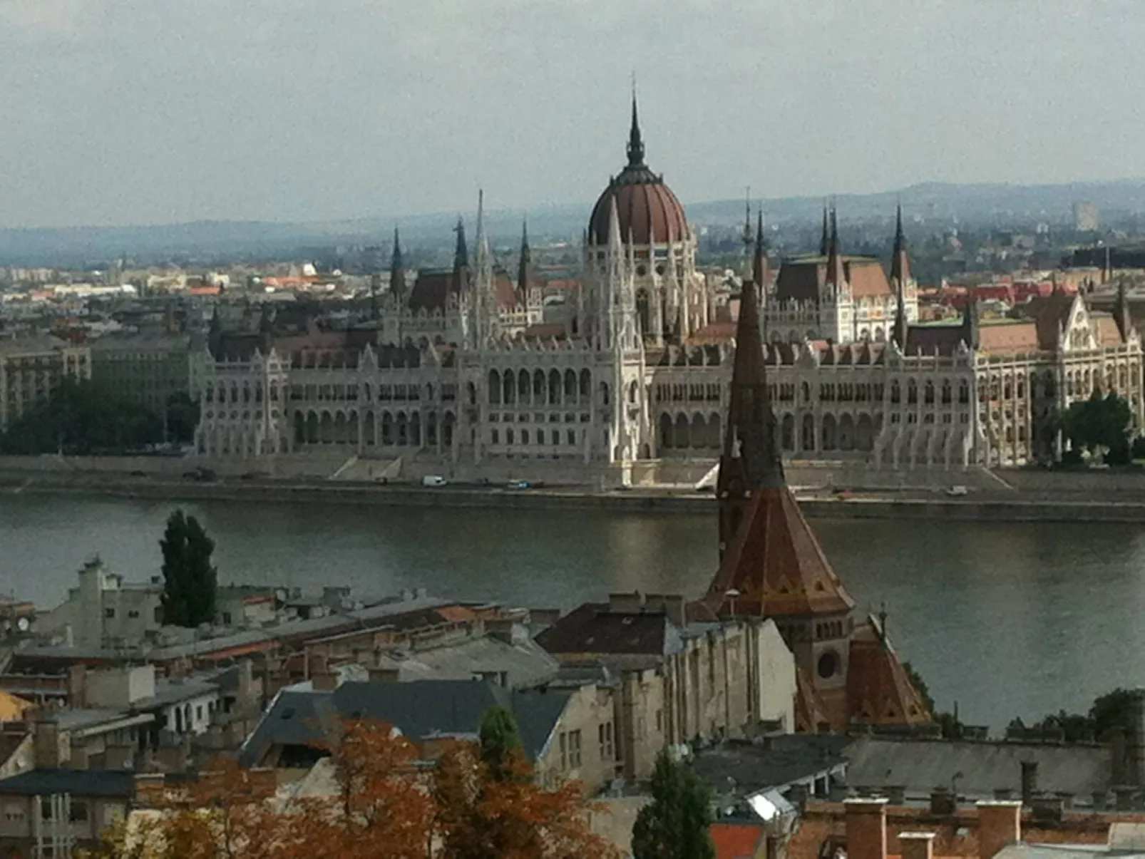 Hütte mit Garten, Grill und Terrasse-Buiten