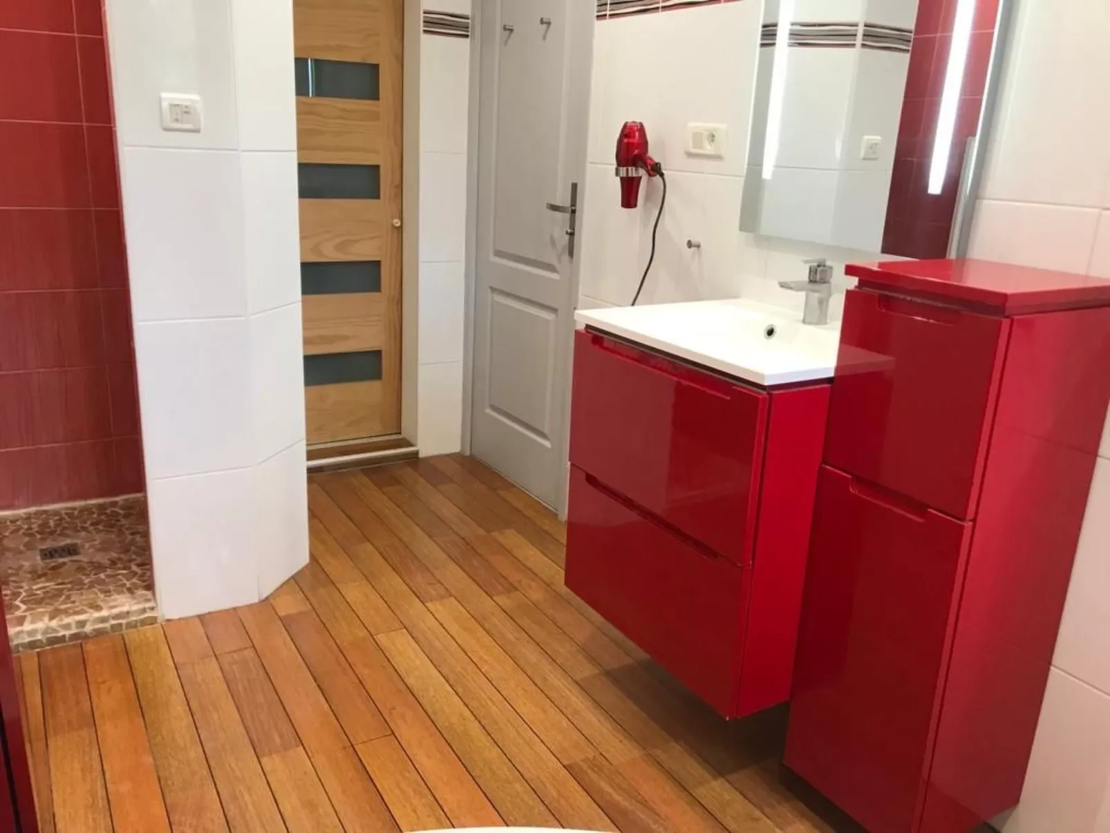 "Haus La Rochelle"-Image-tags.info