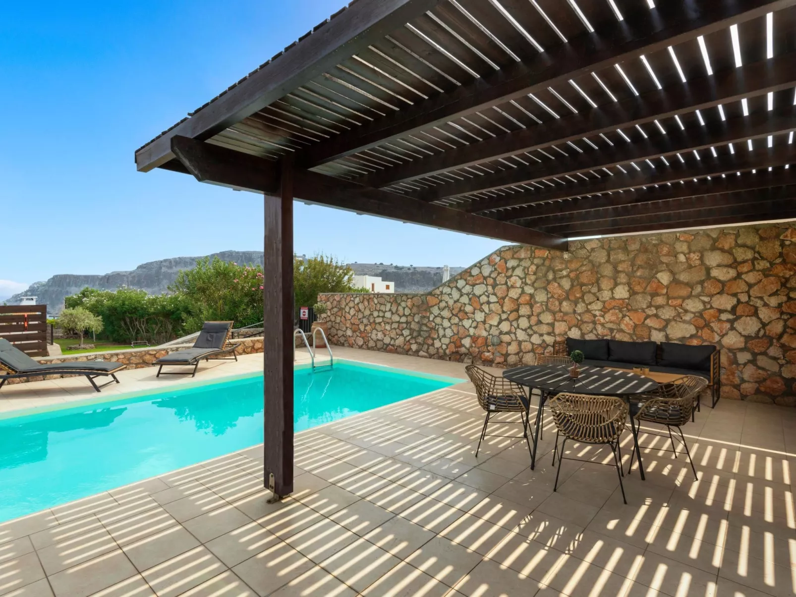 Anbetungswürdige Villa-Binnen