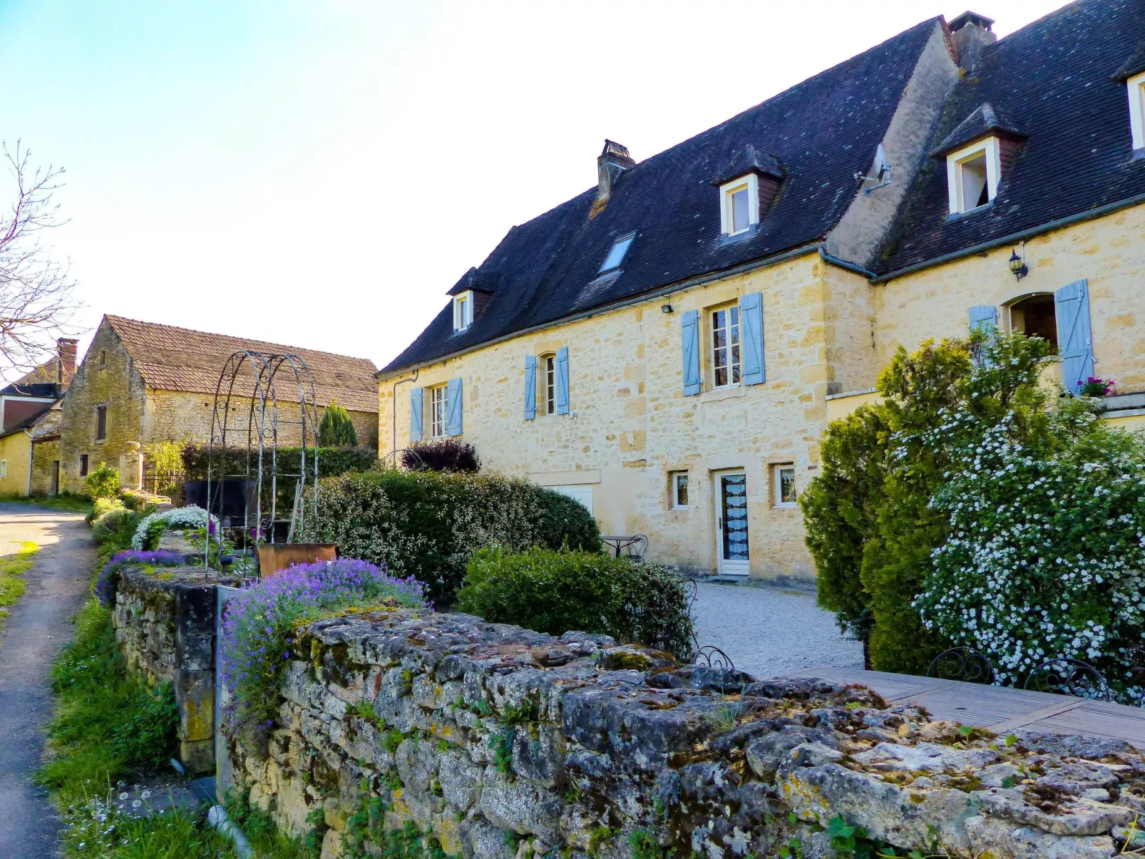 Doppelhaushälfte in einem alten Bauernhof im Périgourdine-Binnen