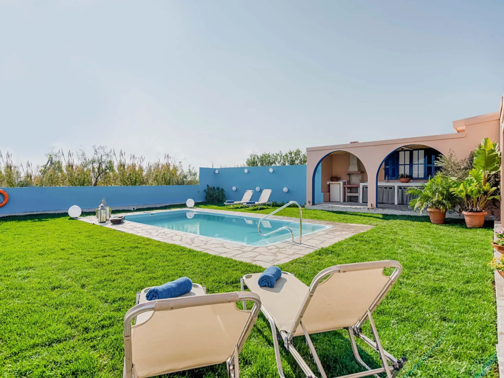 Wunderschöne Ferienvilla Sofia 2-Image-tags.info