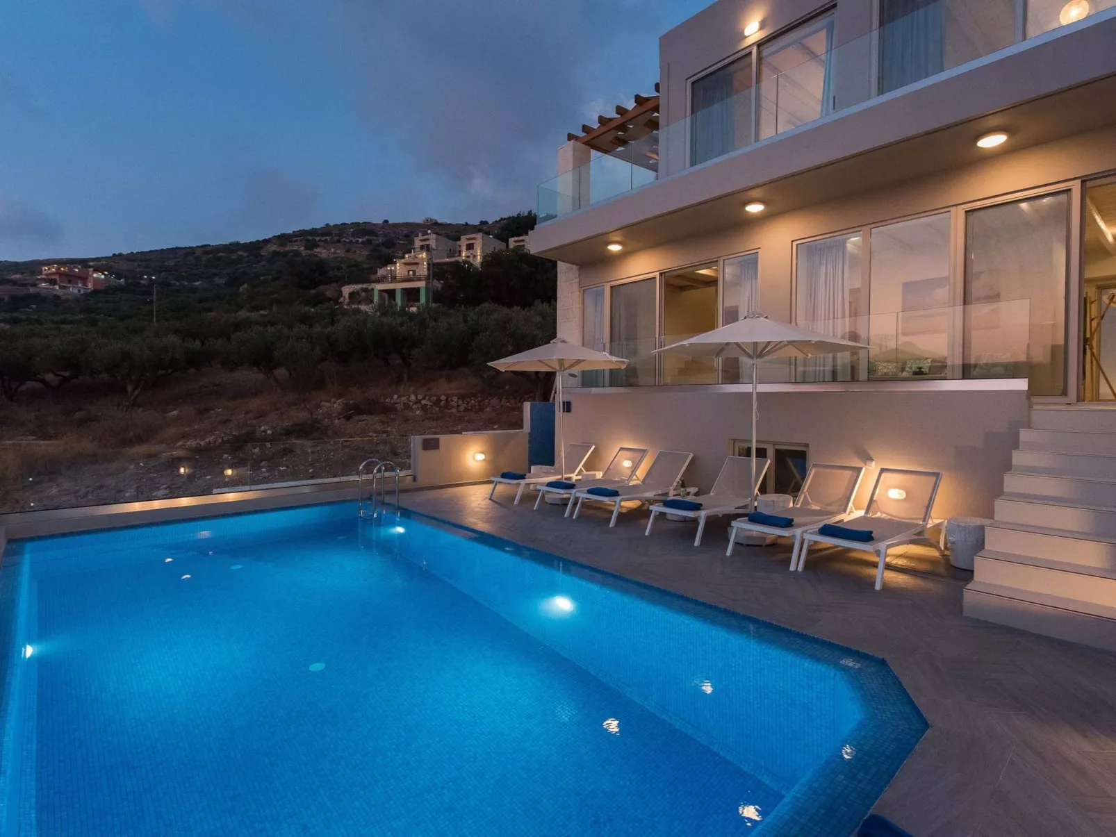 Villa Galatia I Kostenloser beheizter Pool, ideal für Gruppen-Binnen