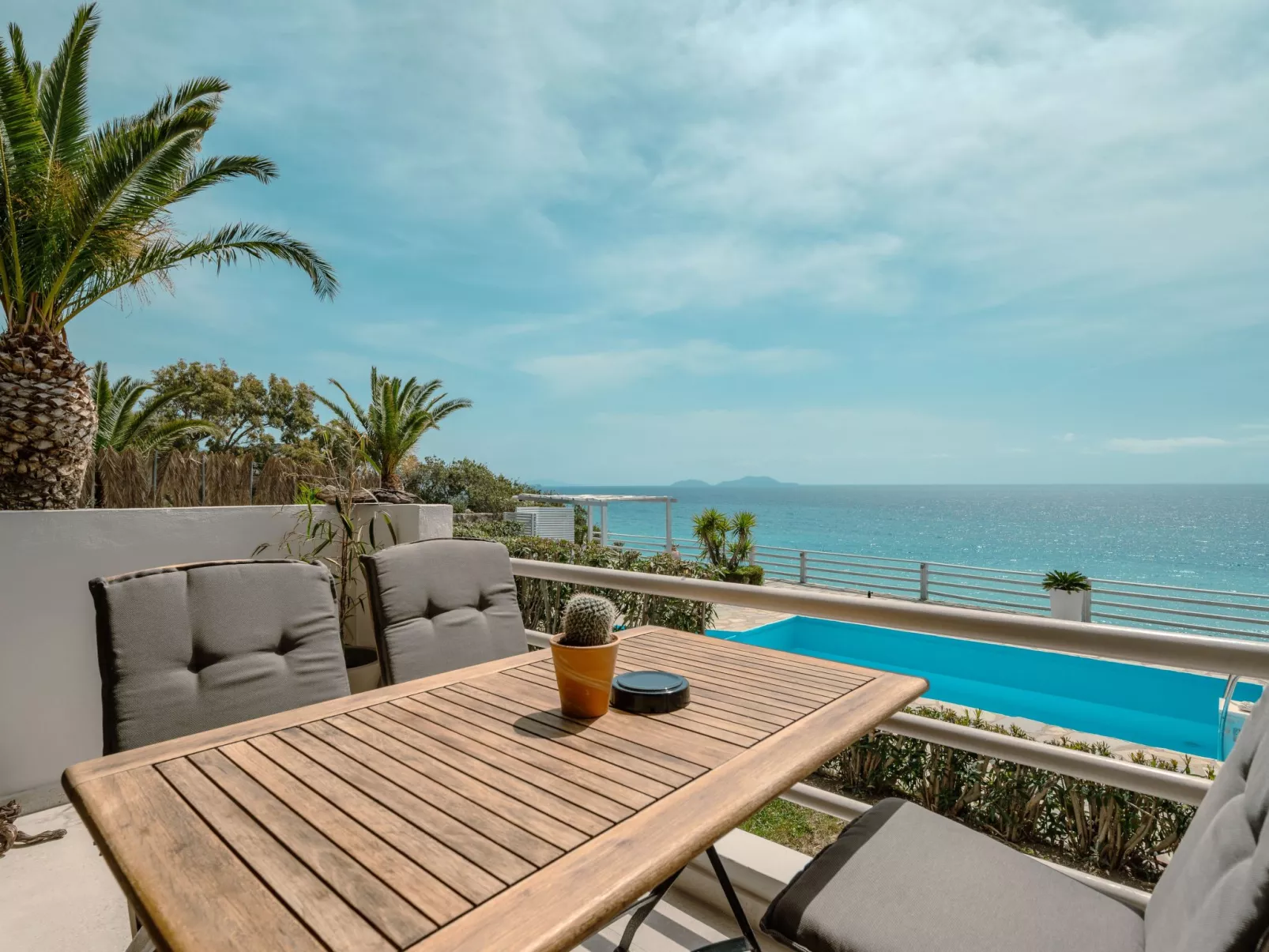 "Villa Faye" direkt am Strand-Image-tags.info