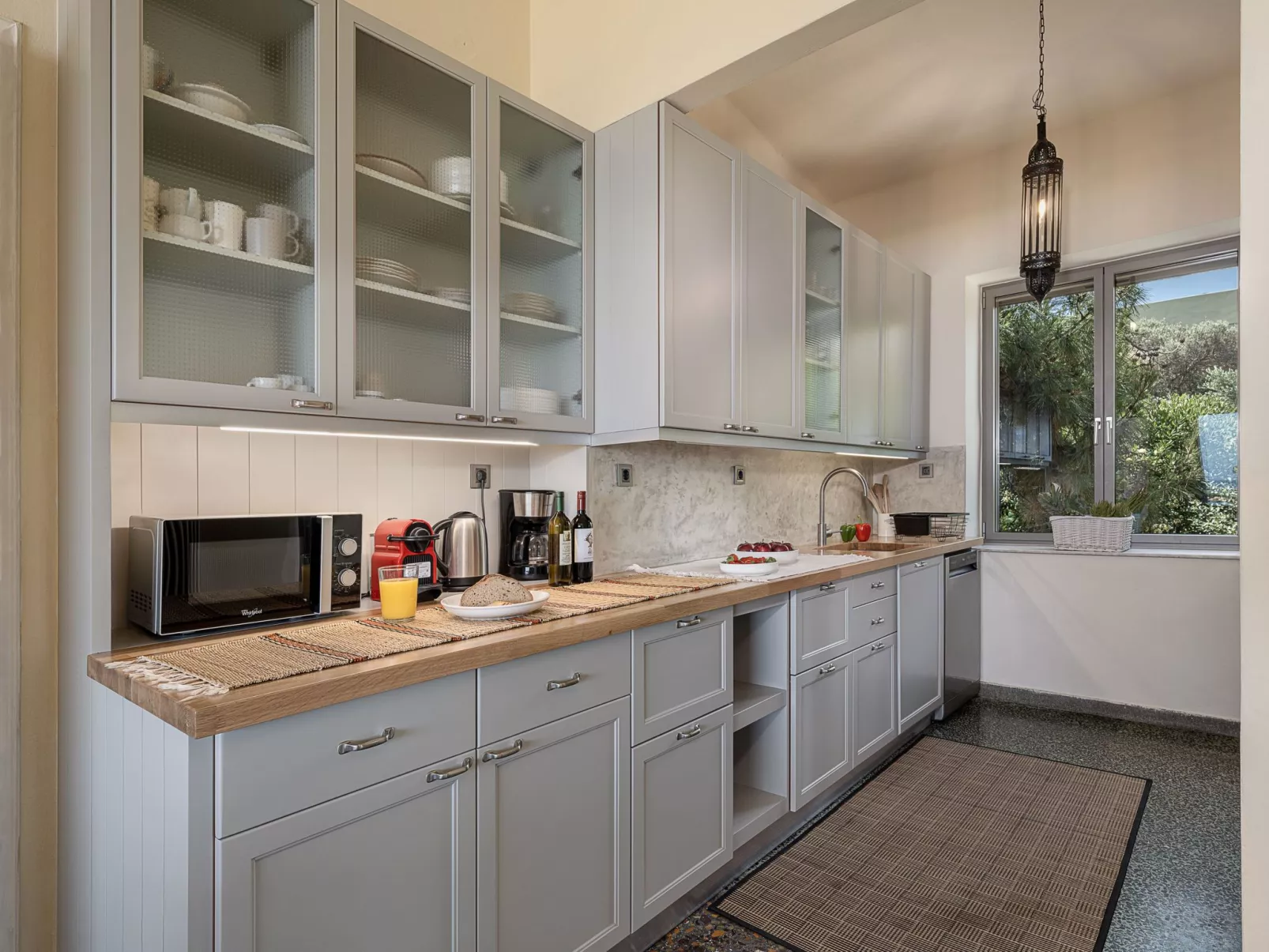 Am Strand mit Pool für eine oder zwei Familien-Binnen