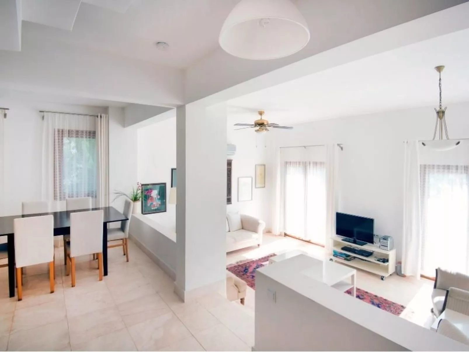 Mit Blick auf das Wasser-Binnen