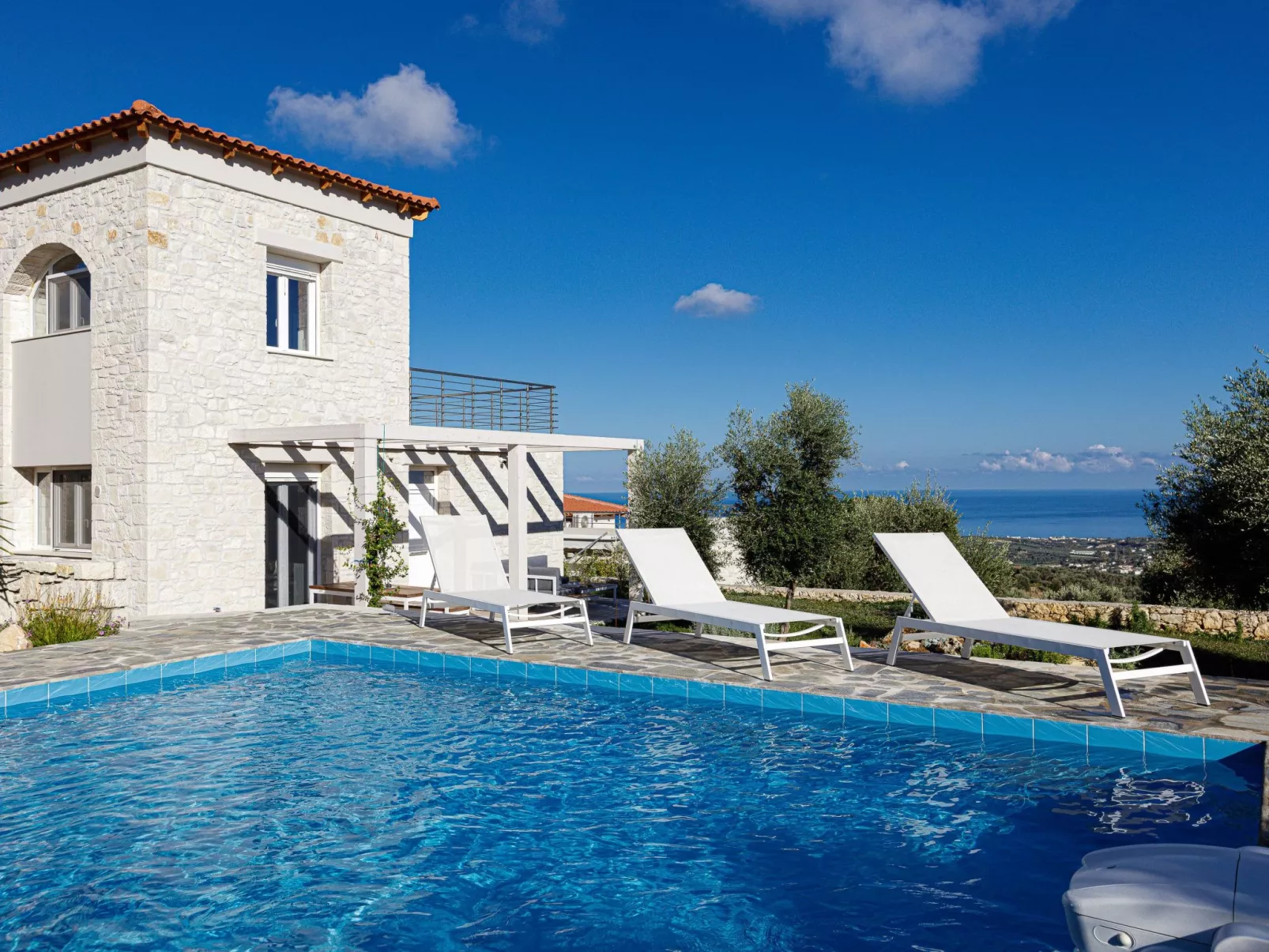 Komfort-Villa mit privatem Pool-Buiten