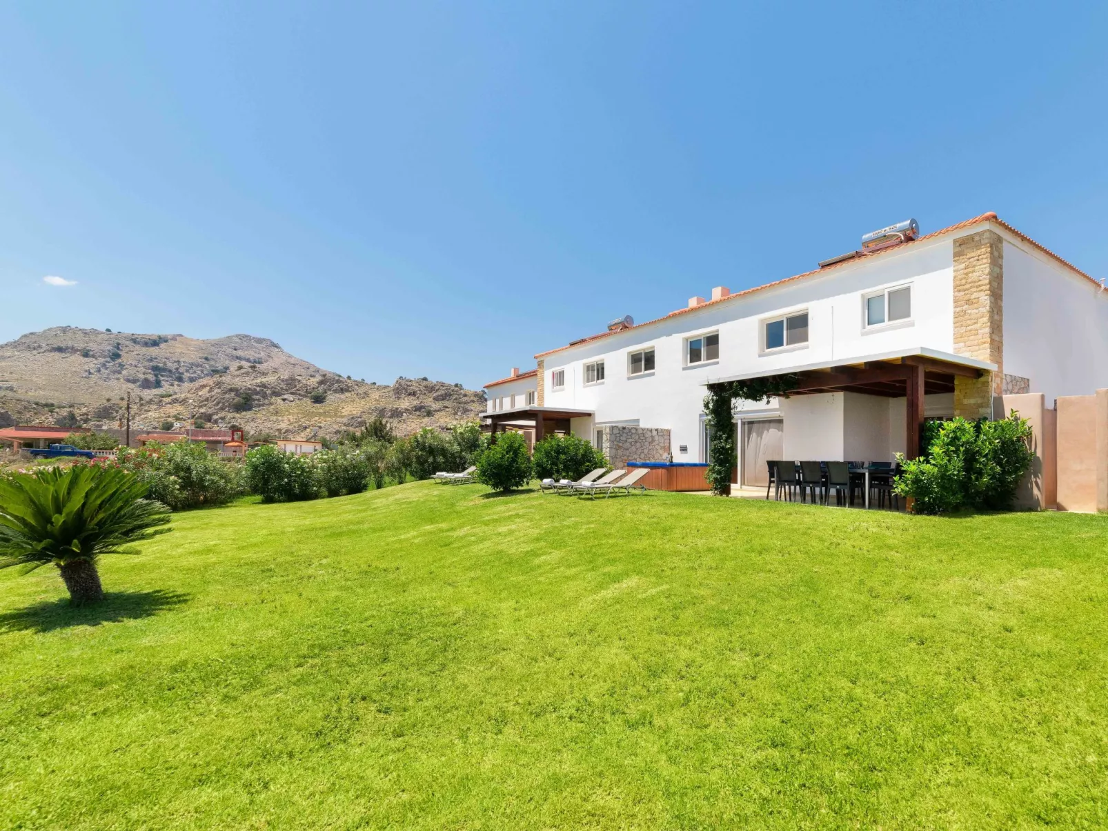 In Kolympia mit privatem Garten-Binnen