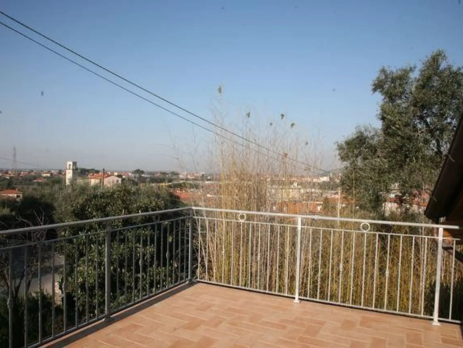 Mit Blick auf das Wasser-Buiten