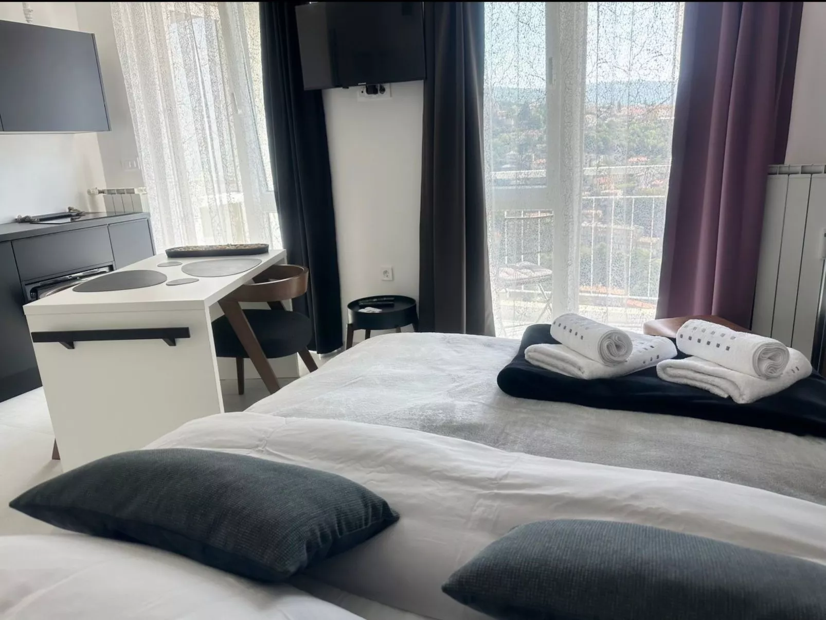 Fiorino Apartment-Studio Rijeka mit Balkon-Binnen