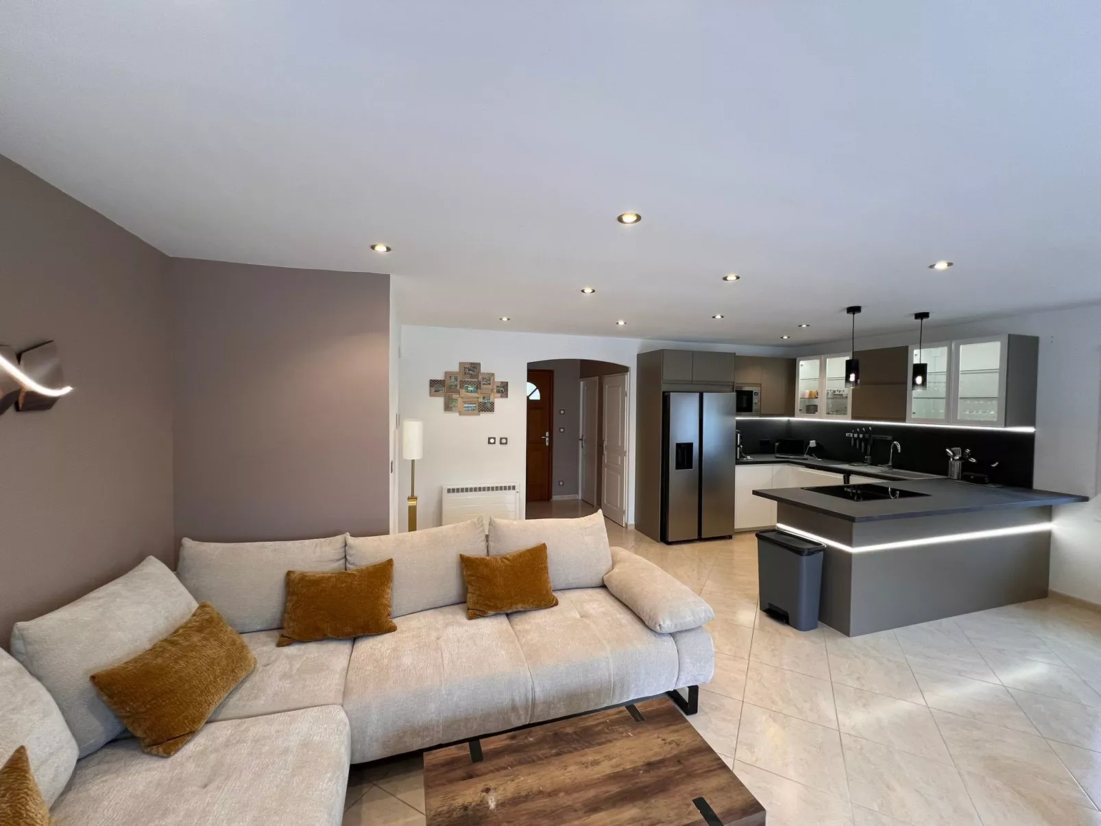 Villa 3 Schlafzimmer beheizter Pool privater Jacuzzi-Binnen