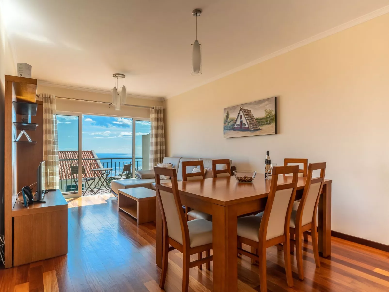 "Garajau View" mit Balkon-Binnen