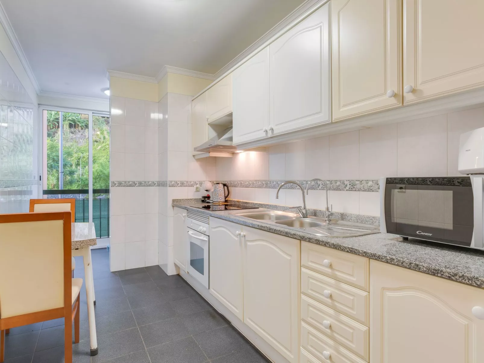 "Isabel" mit Balkon-Image-tags.info