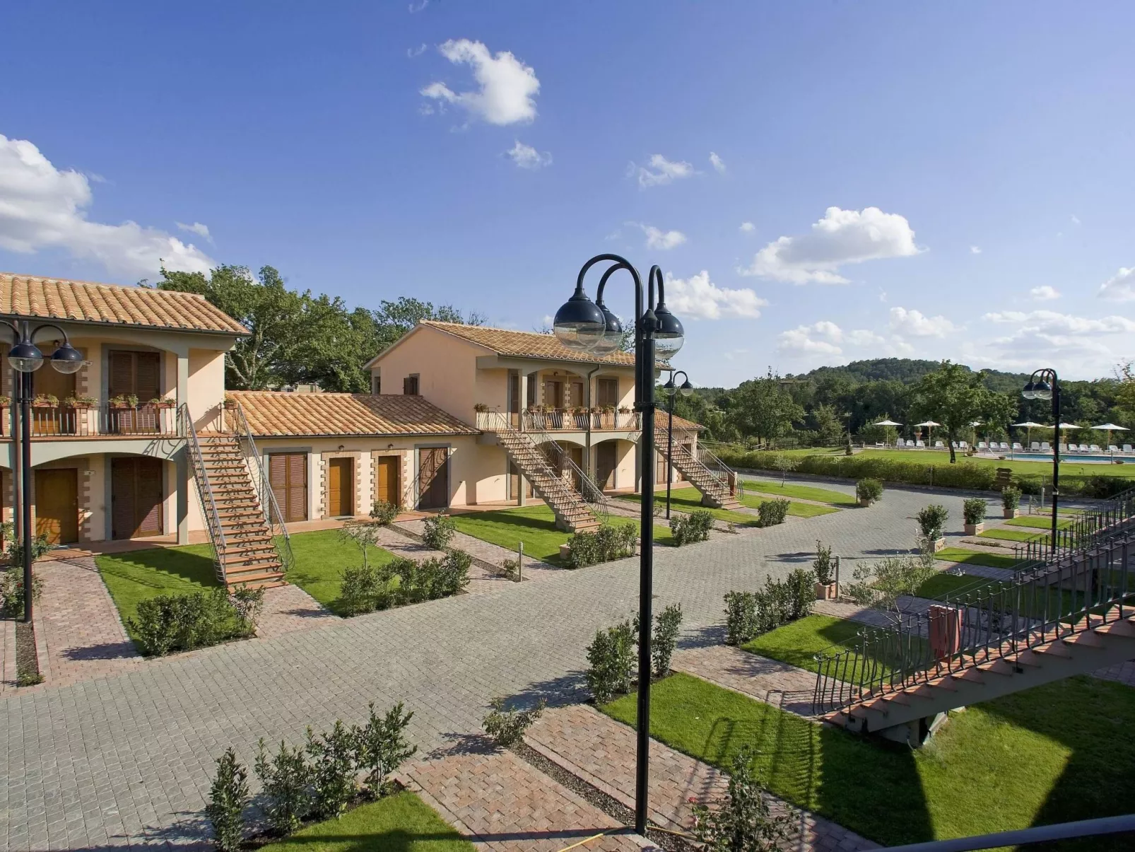 Unterkunft in Residenz mit Spa, Schwimmbad, Wi-Fi-Buiten