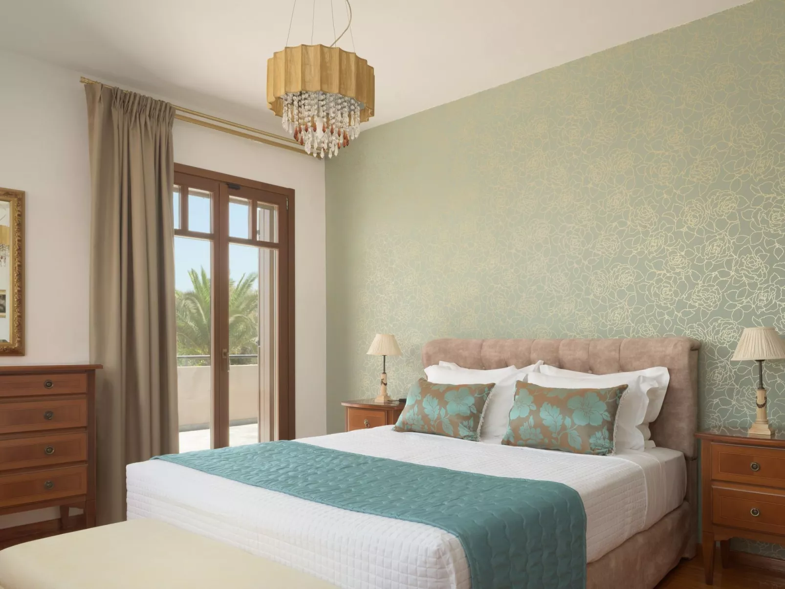 Neu renovierte Familienvilla mit privatem Pool BBQ-Image-tags.info