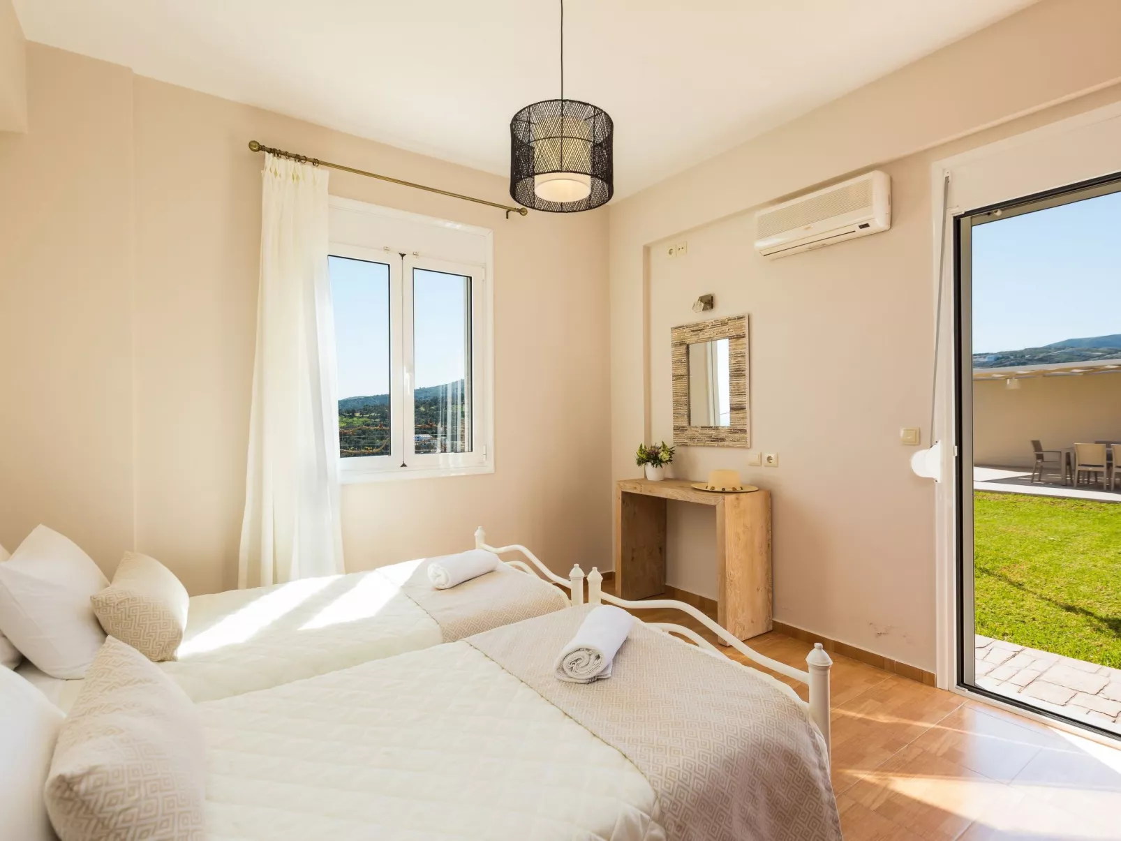 Familienfreundliche Villa mit privatem Pool und BBQ-Binnen