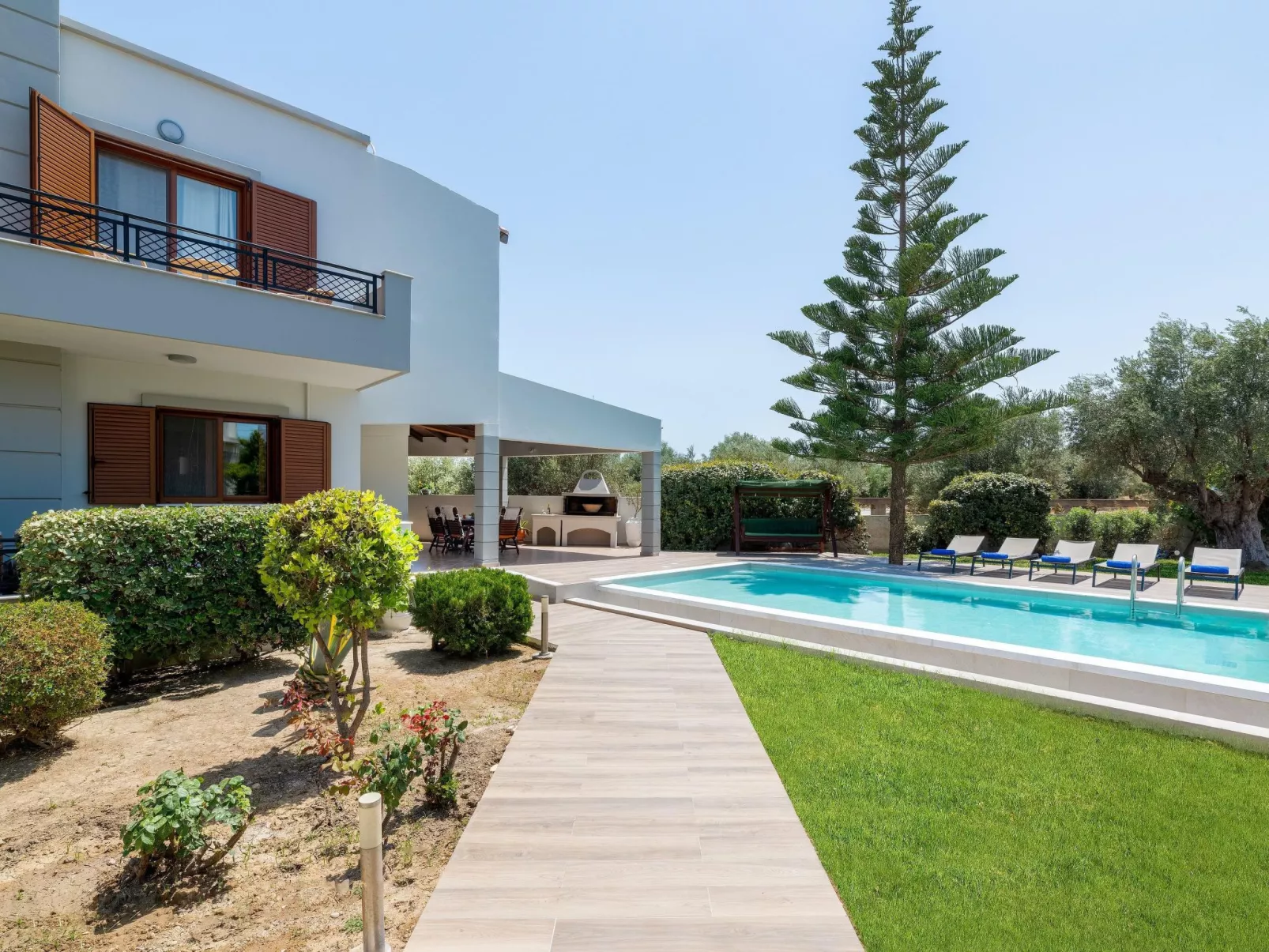 Villa Vergio in der Nähe des Strandes-Buiten