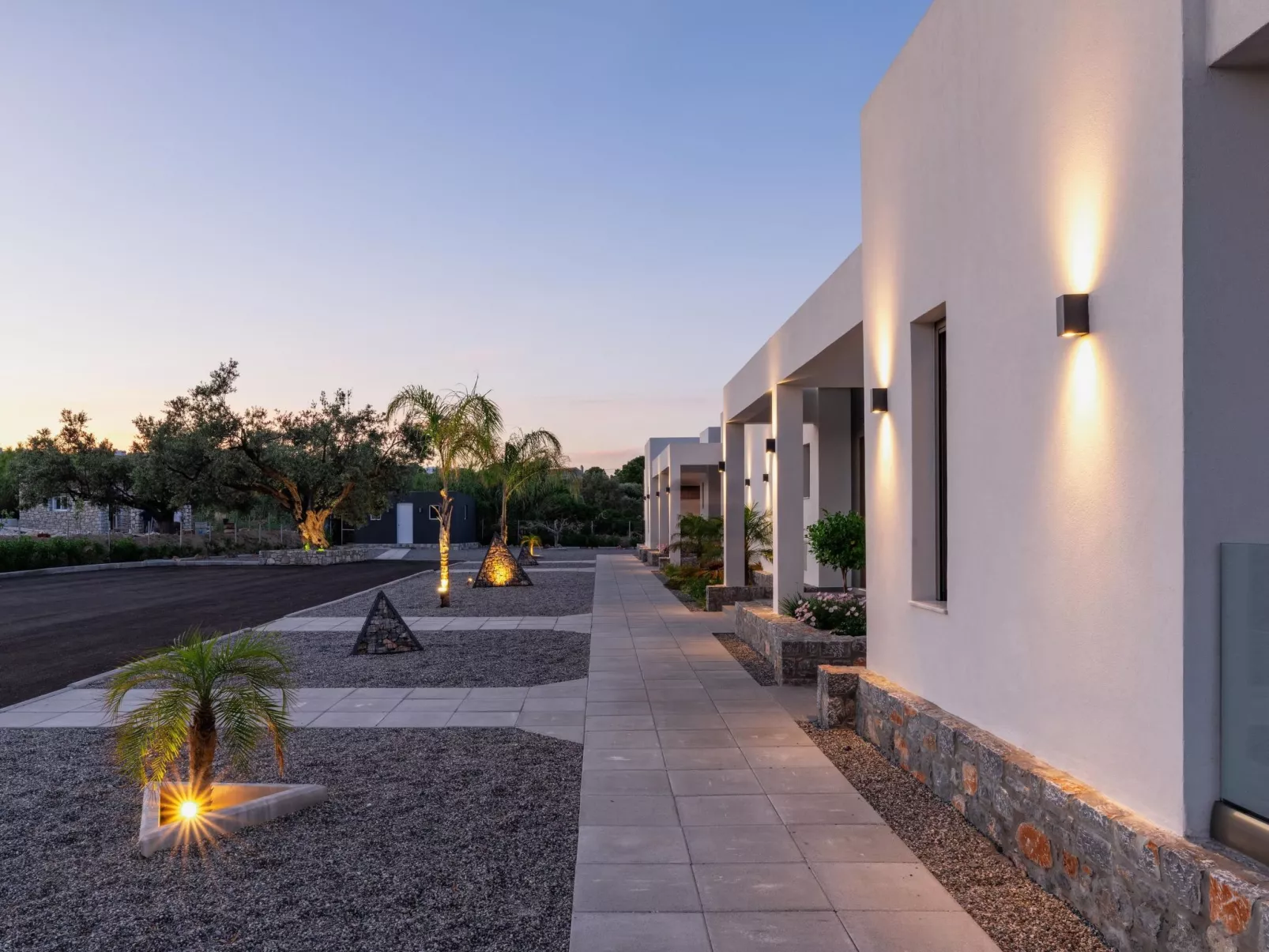 Giannis suite-Image-tags.info