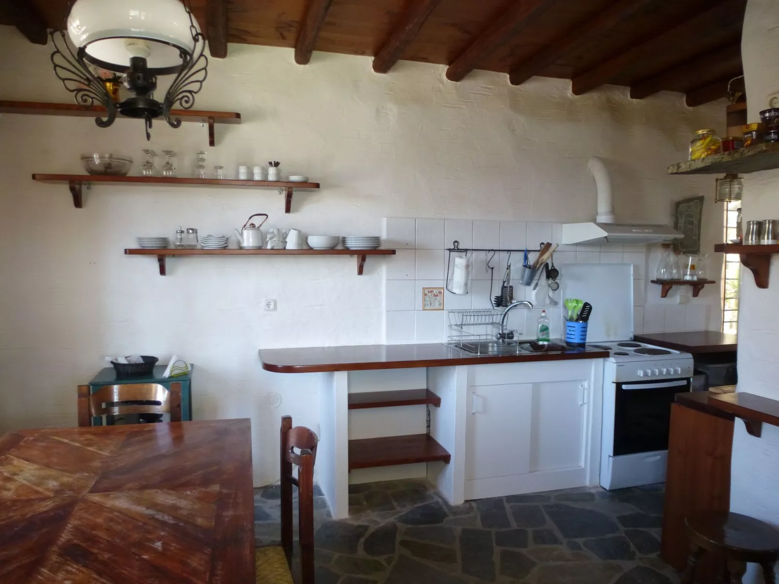 Apollon Paradise-Binnen