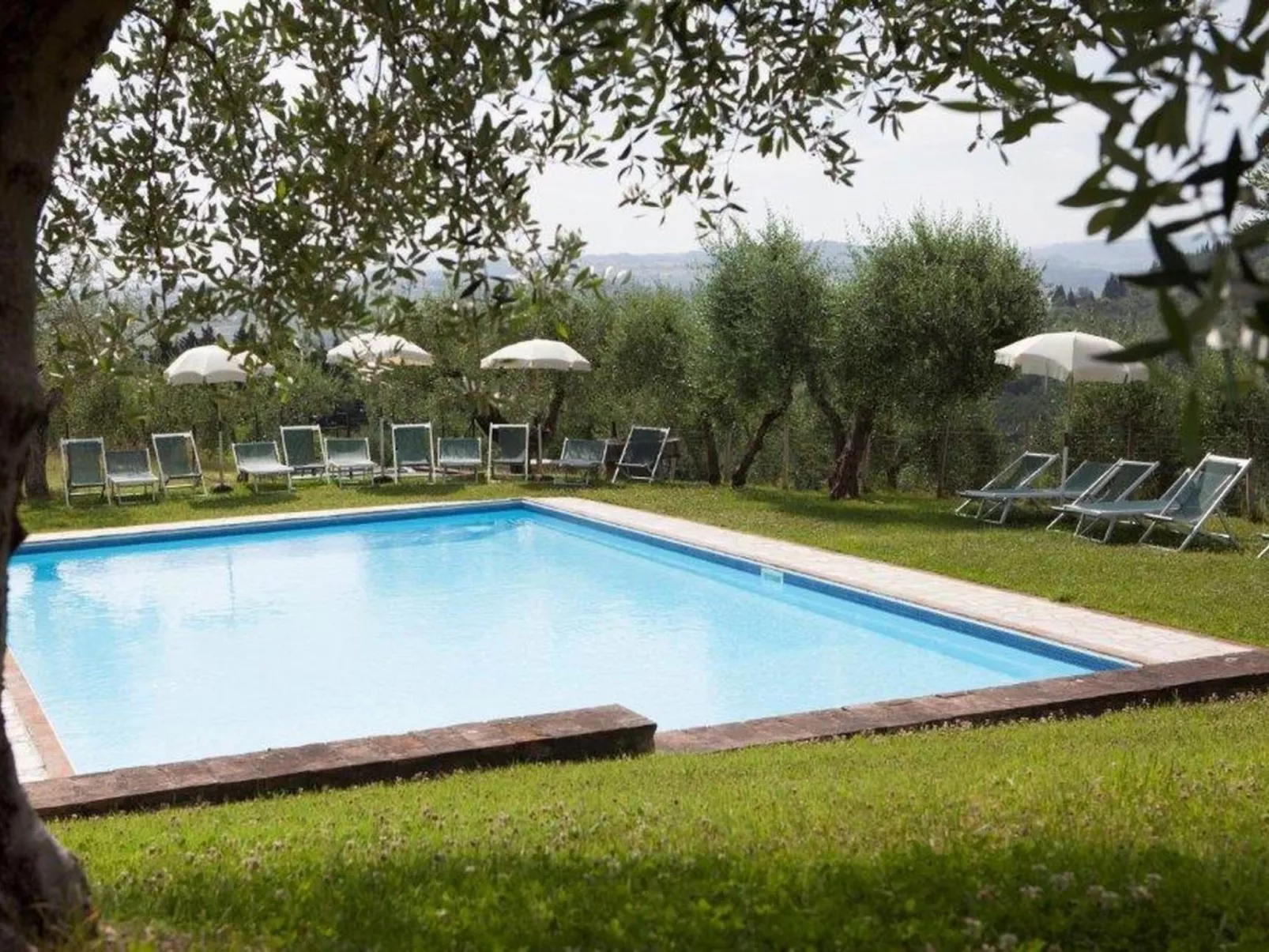 'Pini capponi' mit Pool-Buiten