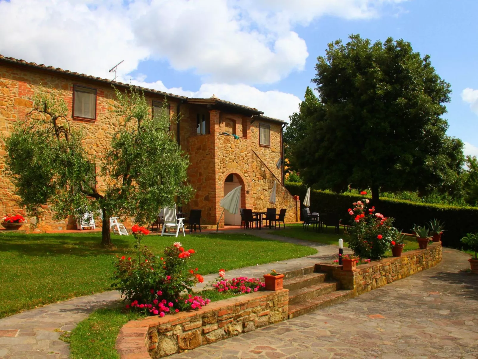 "Collelungo" mit Pool-Buiten