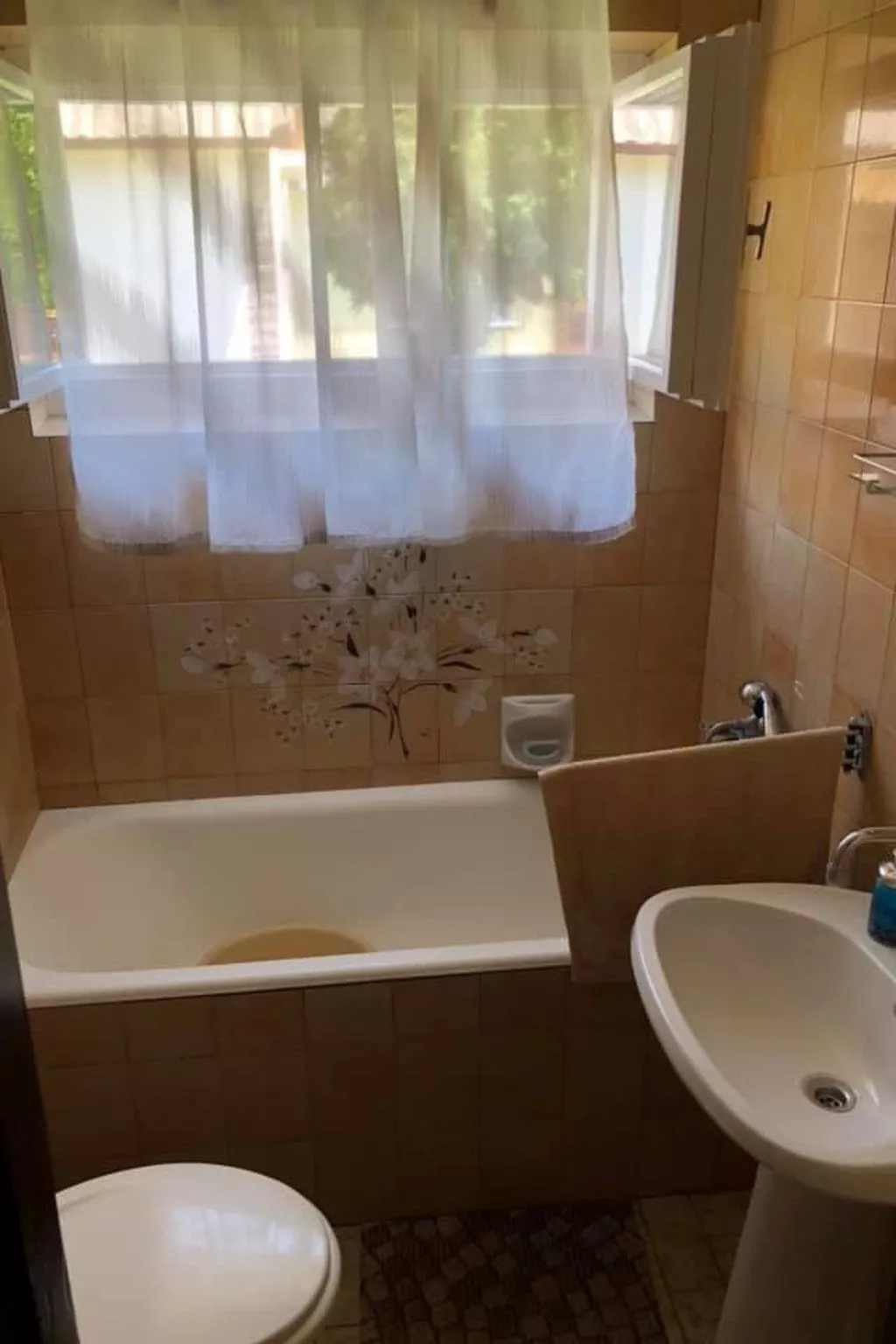 Zwillingsferienhaus mit Pool-Image-tags.info