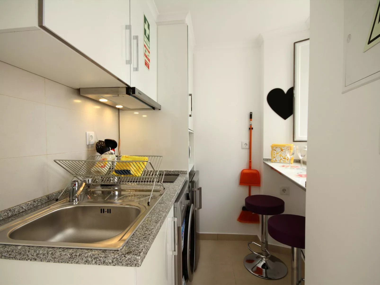 Alfama Right Point, Studio Santo Estevão-Image-tags.info