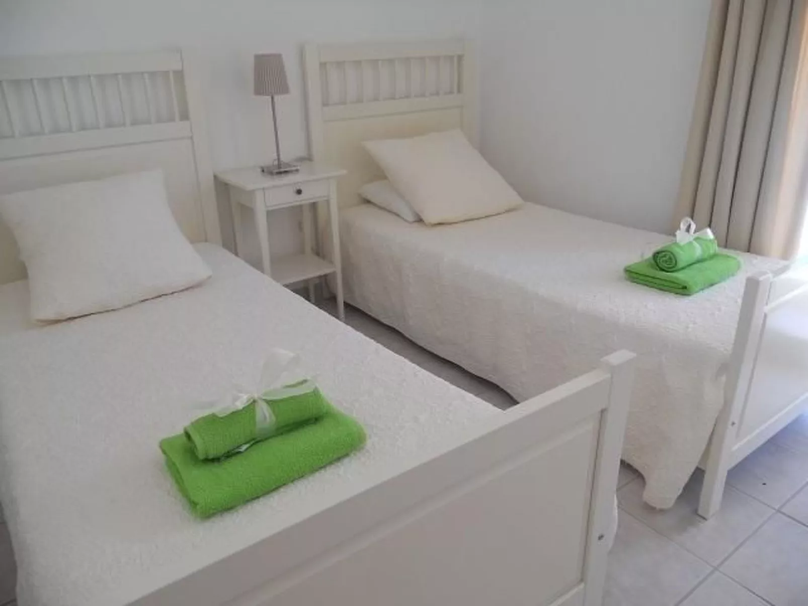 Ferienvilla mit Garten, Grill und Terrasse-Binnen