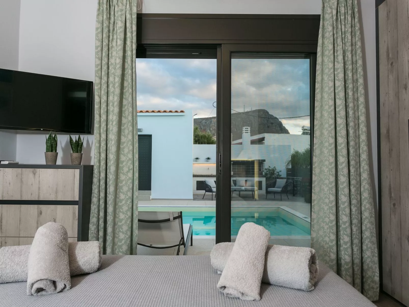 Villa Stavelia mit privatem Pool-Buiten