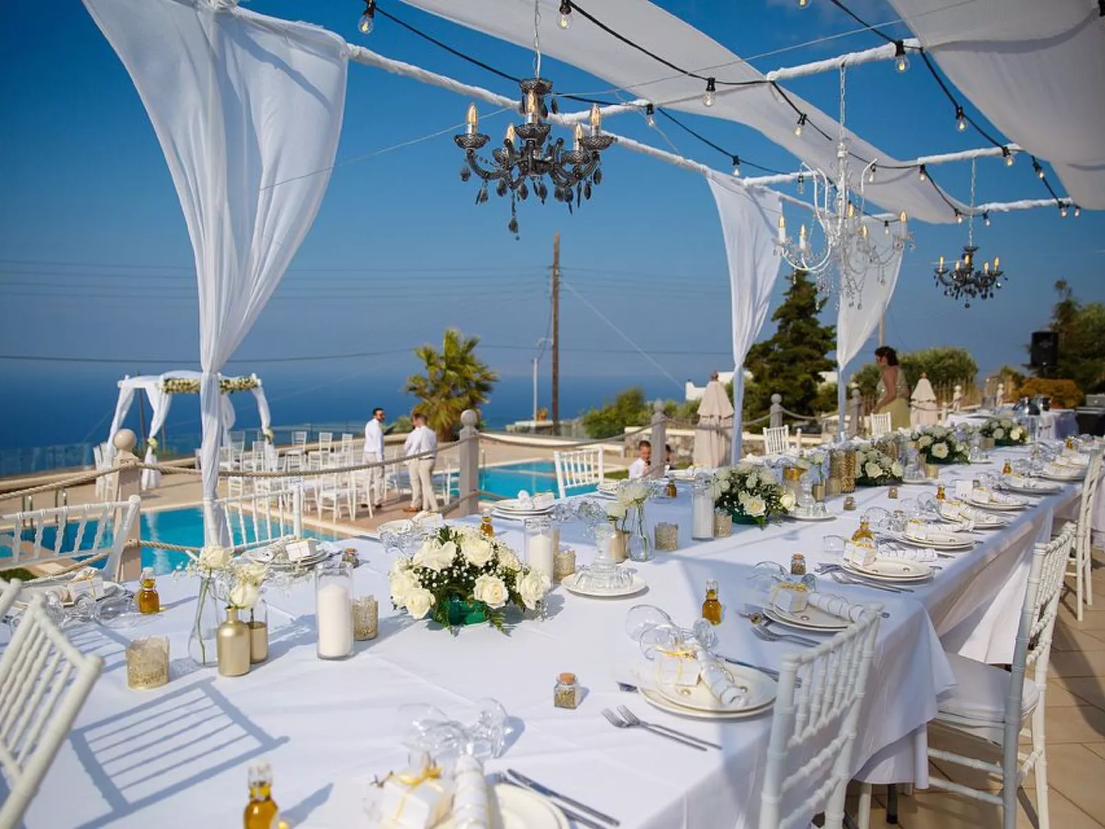 Hochzeit Villa Anemomylos Beheizter Pool Jacuzzi-Buiten