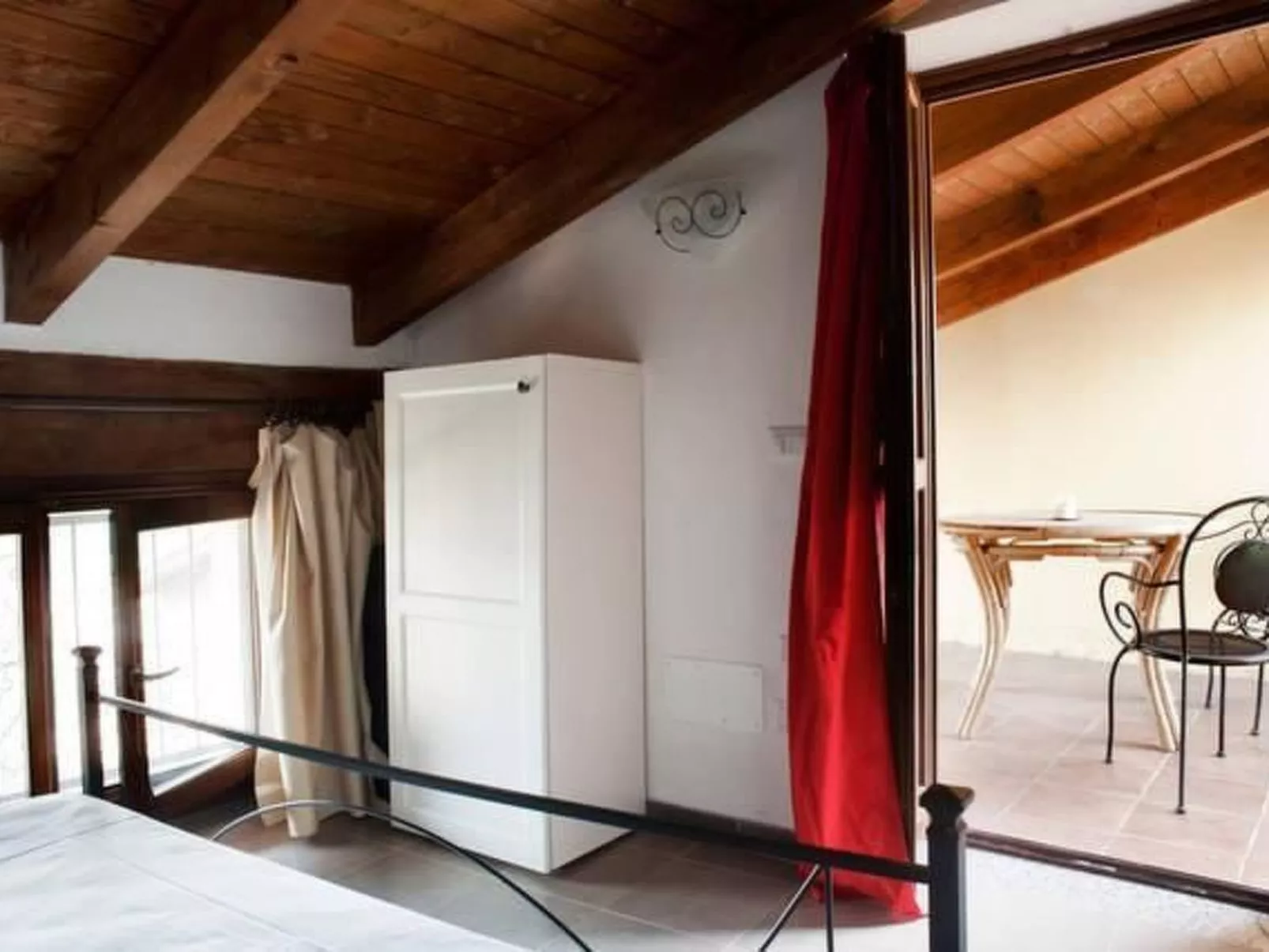 Wohnung in Brusasco mit Garten, Terrasse und Grill-Binnen