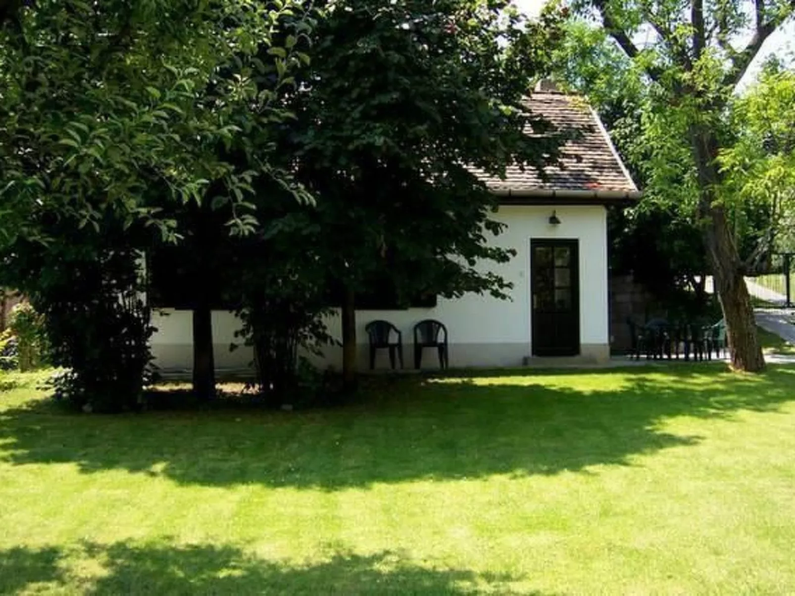 "Orchardviews" mit Terrasse-Buiten