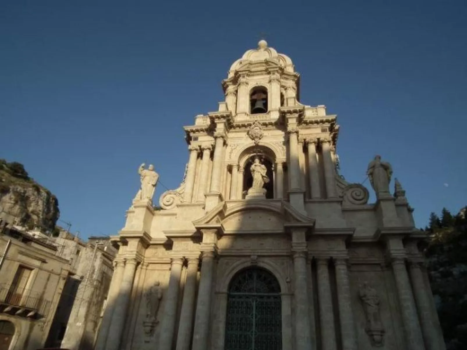 Gemütliches Haus in Scicli mit Panoramaterrasse-Binnen