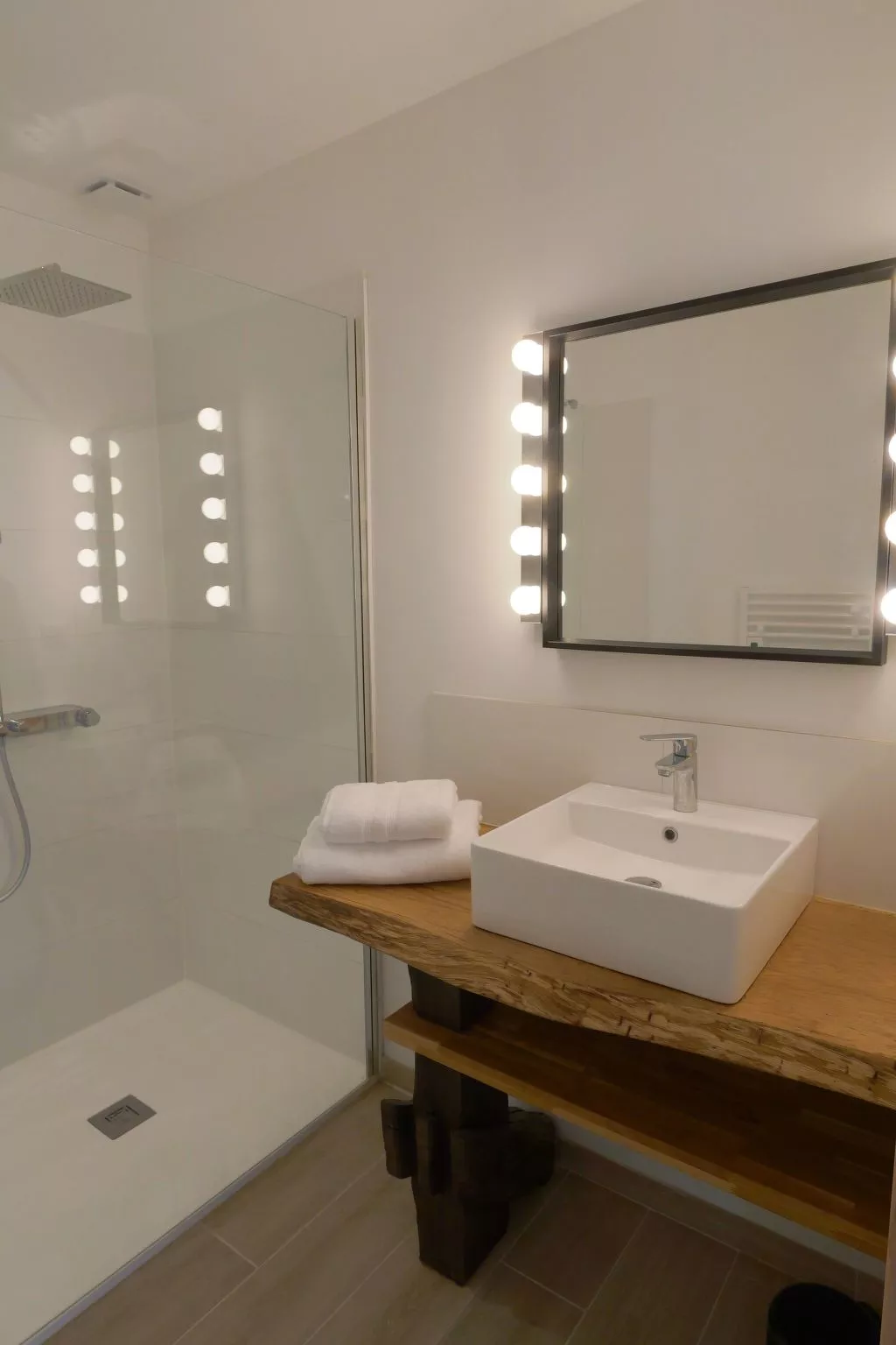 Außergewöhnliche Villa Andernos les Bains-Binnen