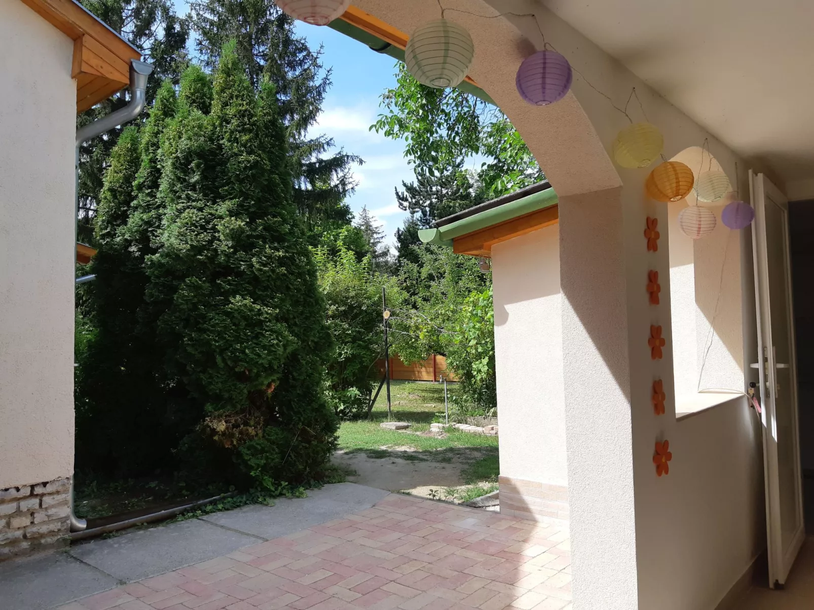 Renoviertes Haus in Zamárdi mit Großer Terrasse-Binnen