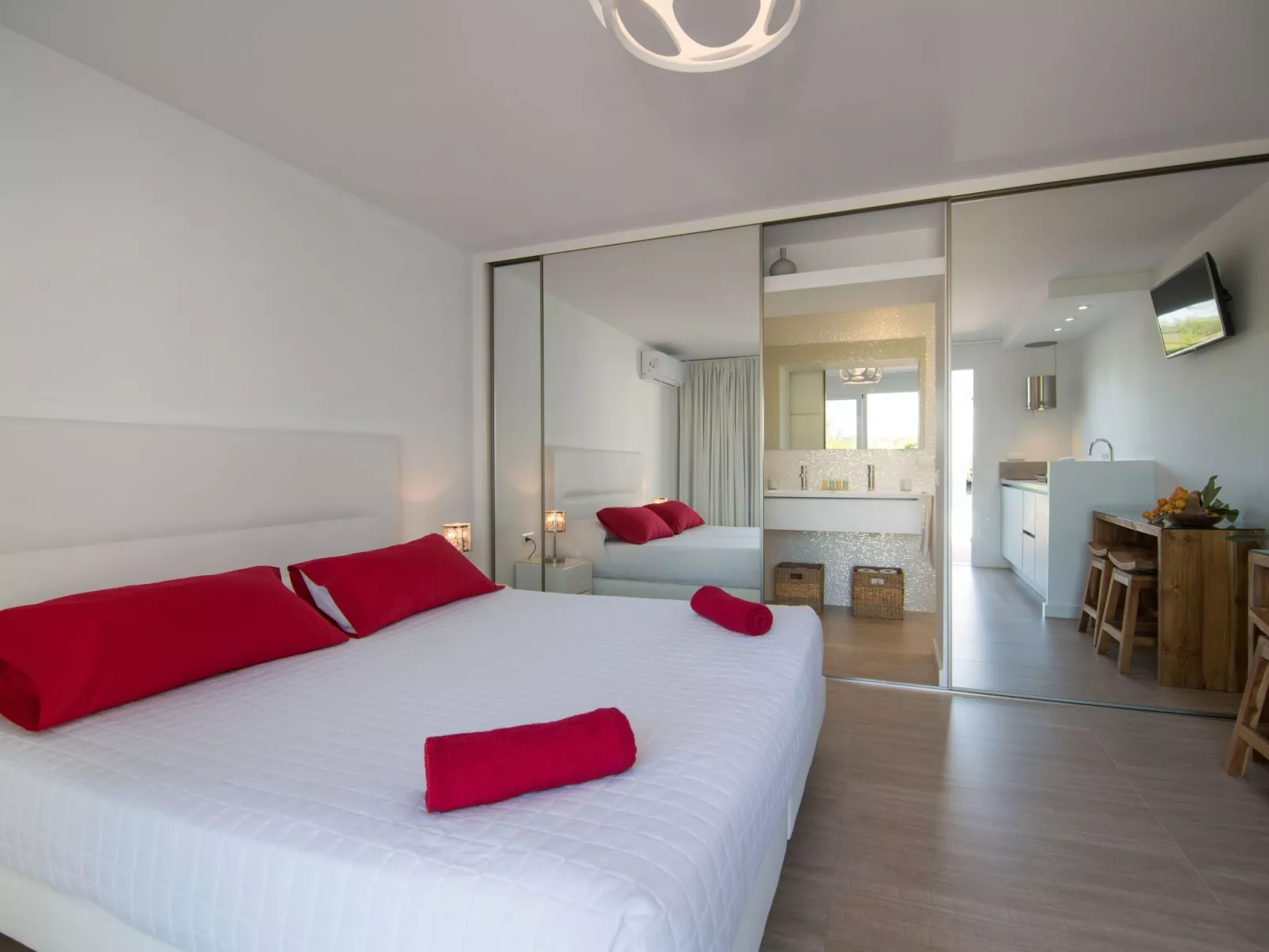 Villa Can Raes-Image-tags.info