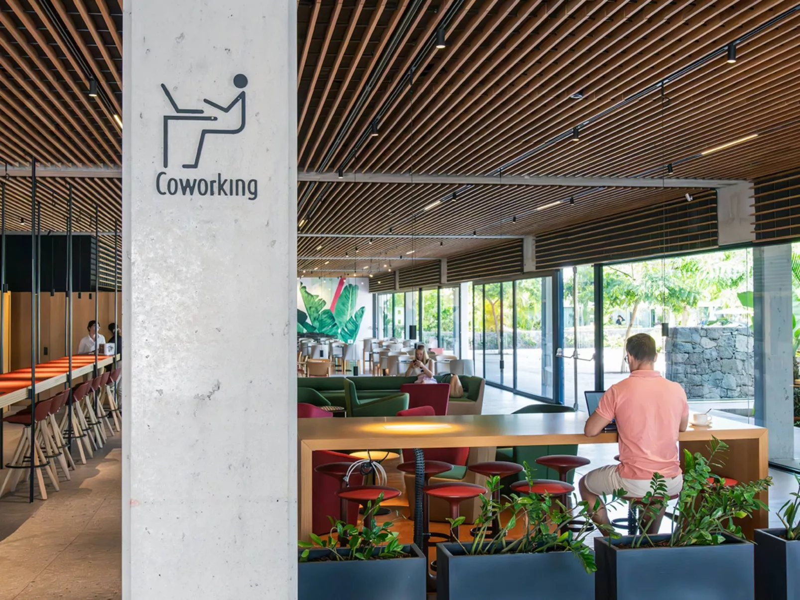 Villa mit Wasserblick-Buiten