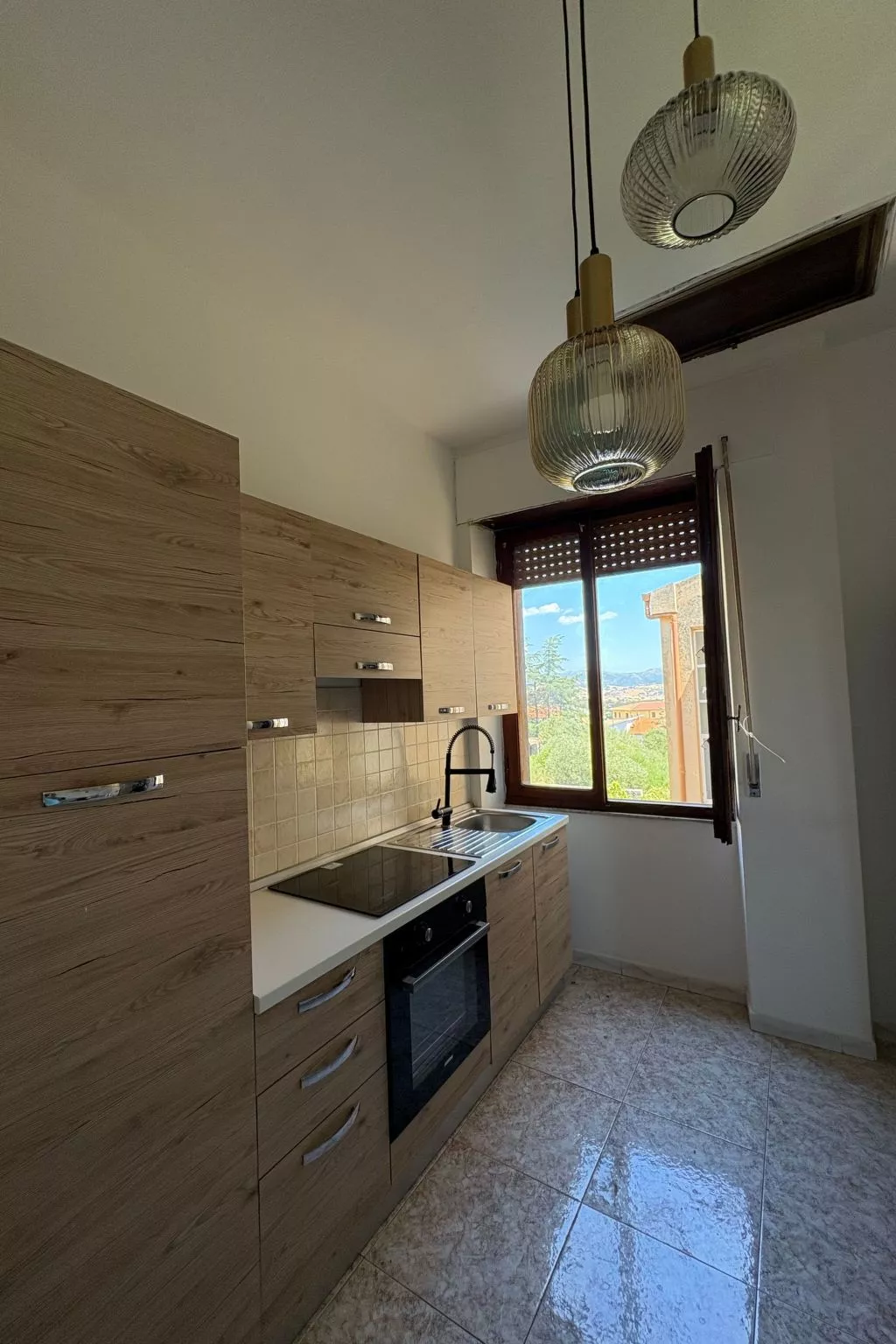 Zeit für Jazz "2BR Apt Nr S.Teodoro"-Image-tags.info