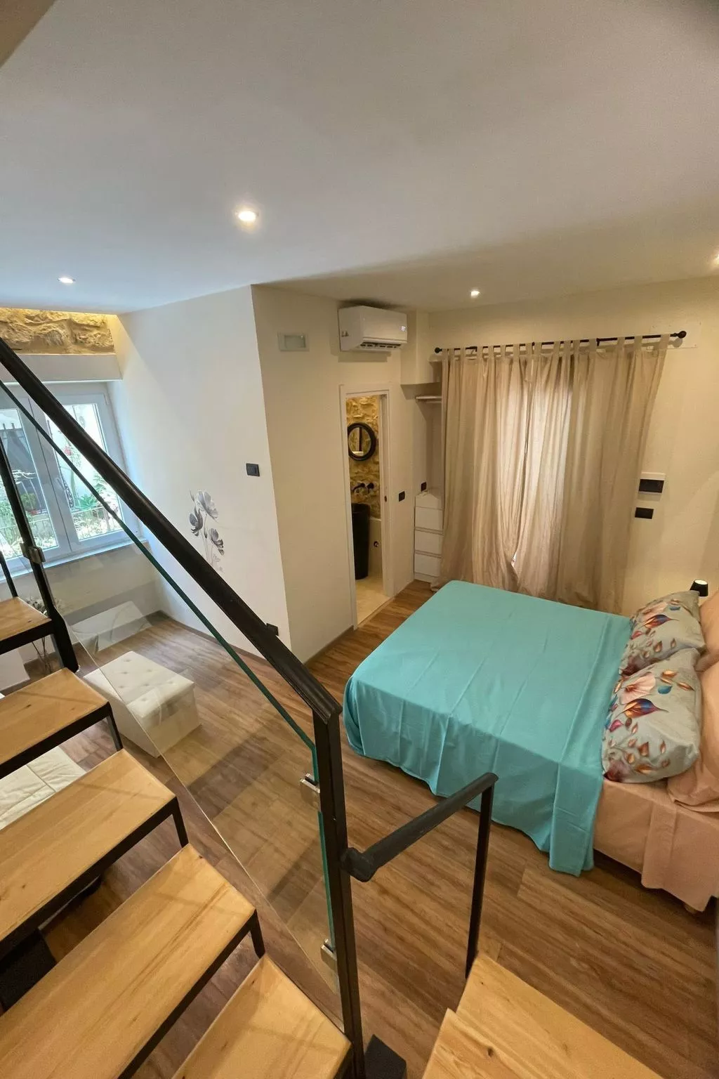 Wohnung 'Irda Style House-Binnen