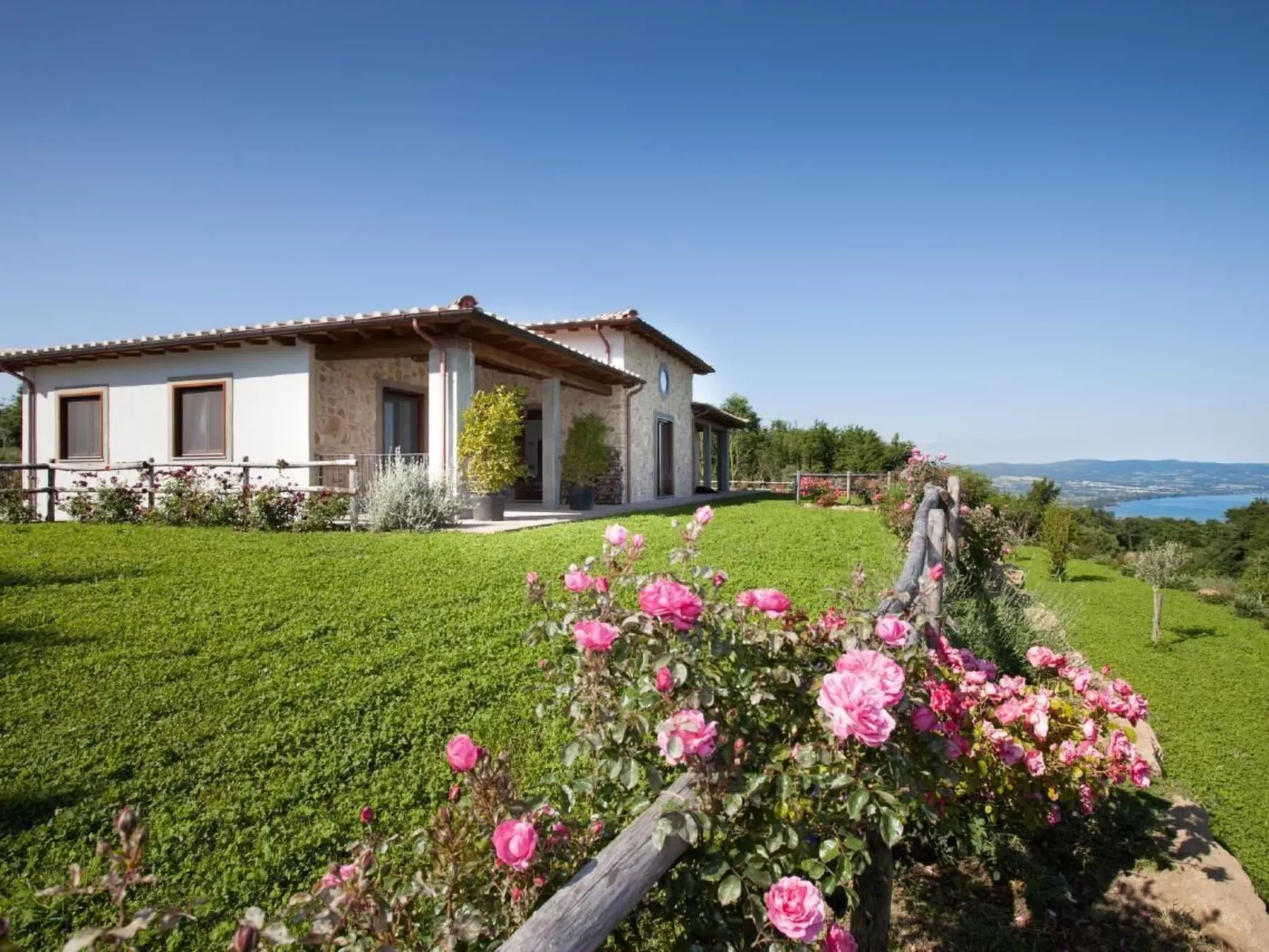 Freistehendes Haus mit privatem Pool-Buiten