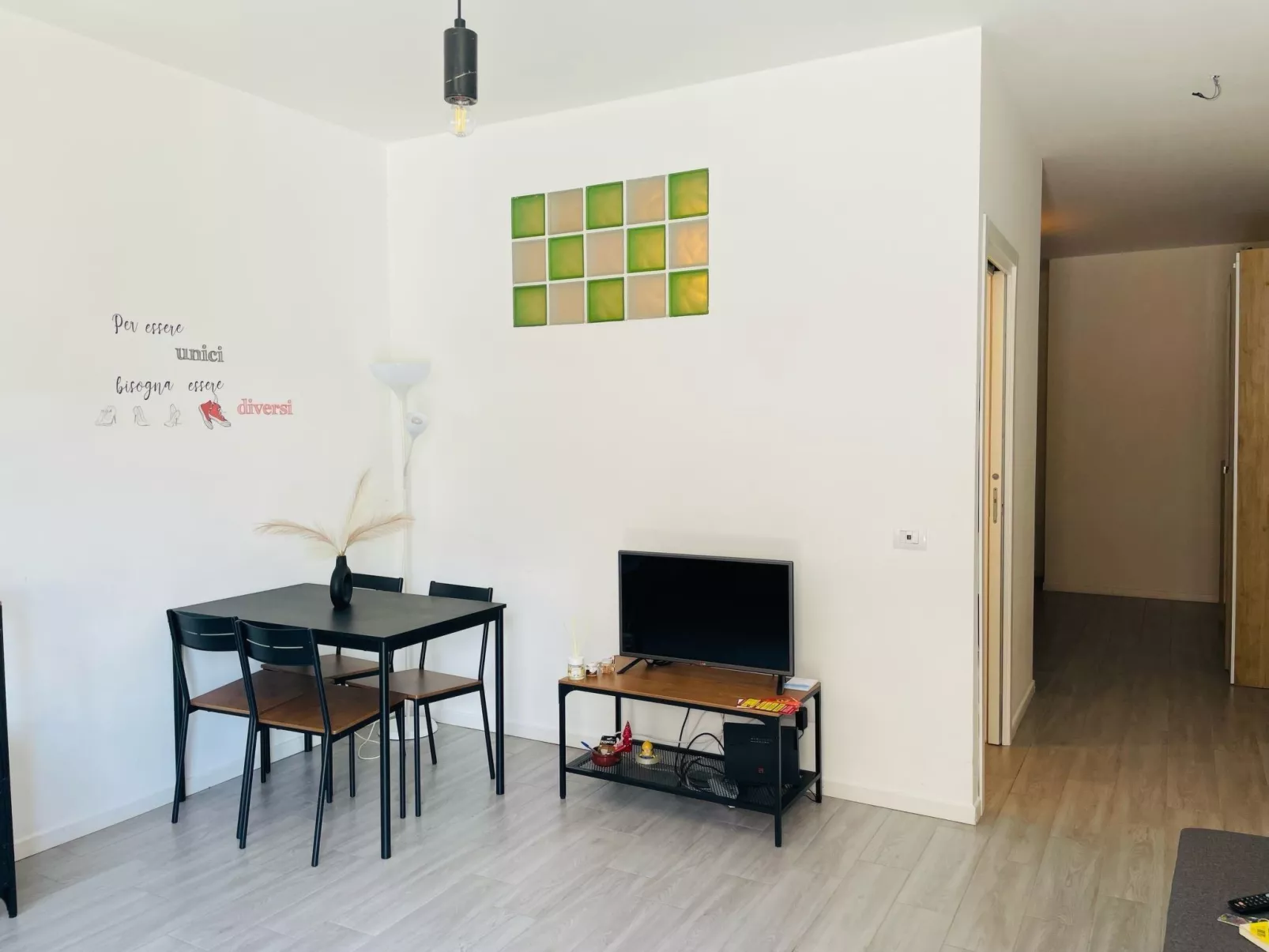 "Momy's Home Rom"-Binnen