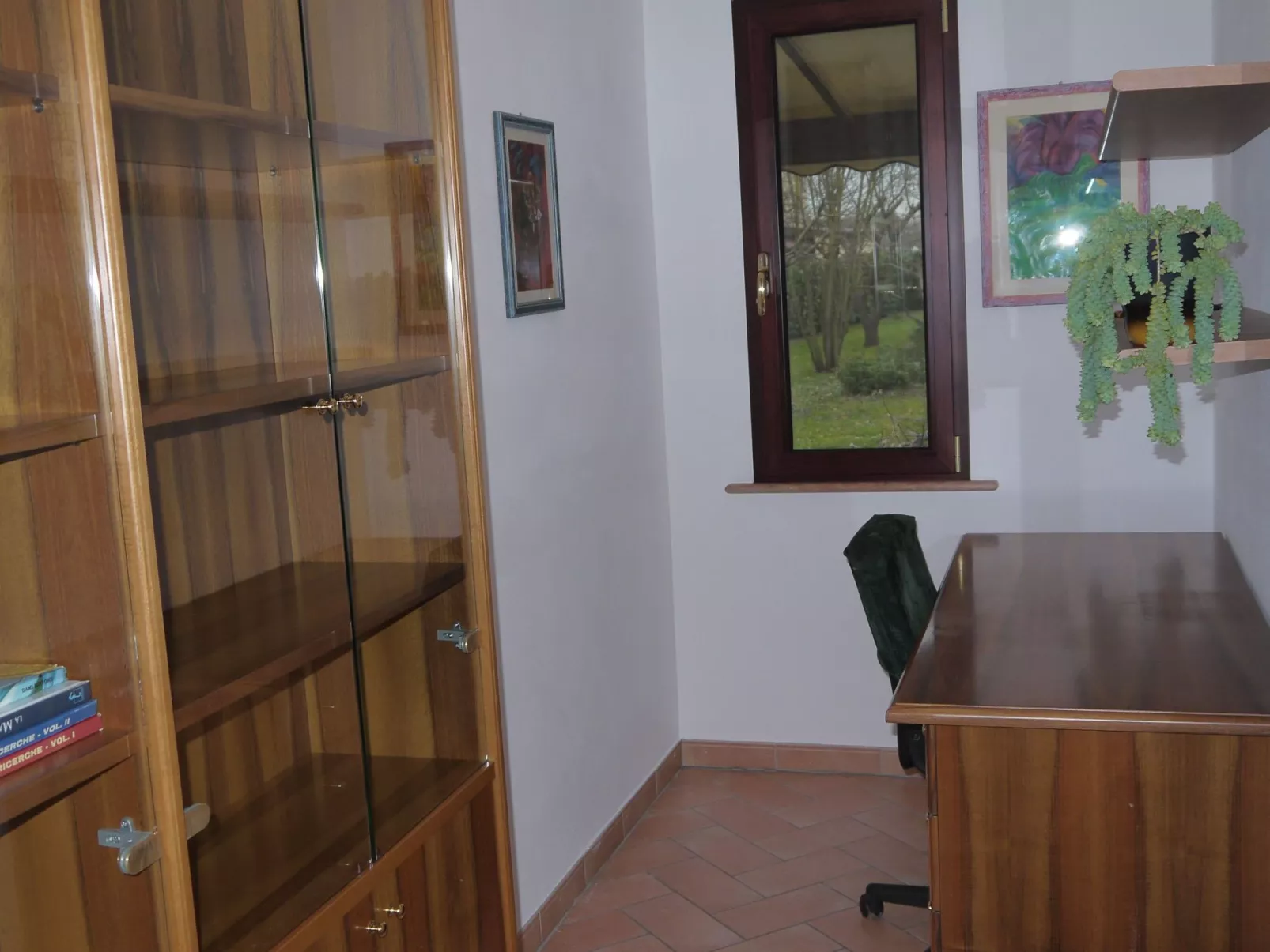 Wohnung mit Privatparkplatz-Binnen