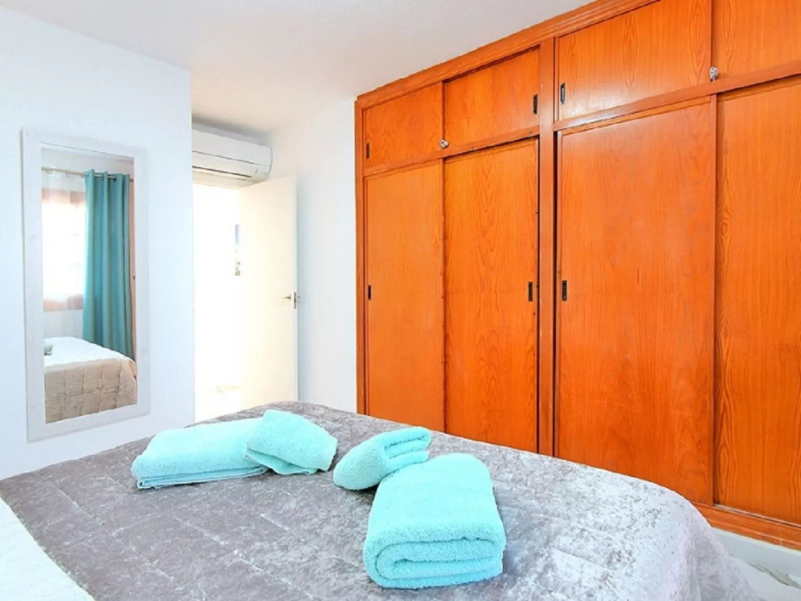 ADELFAS I - 12-Binnen