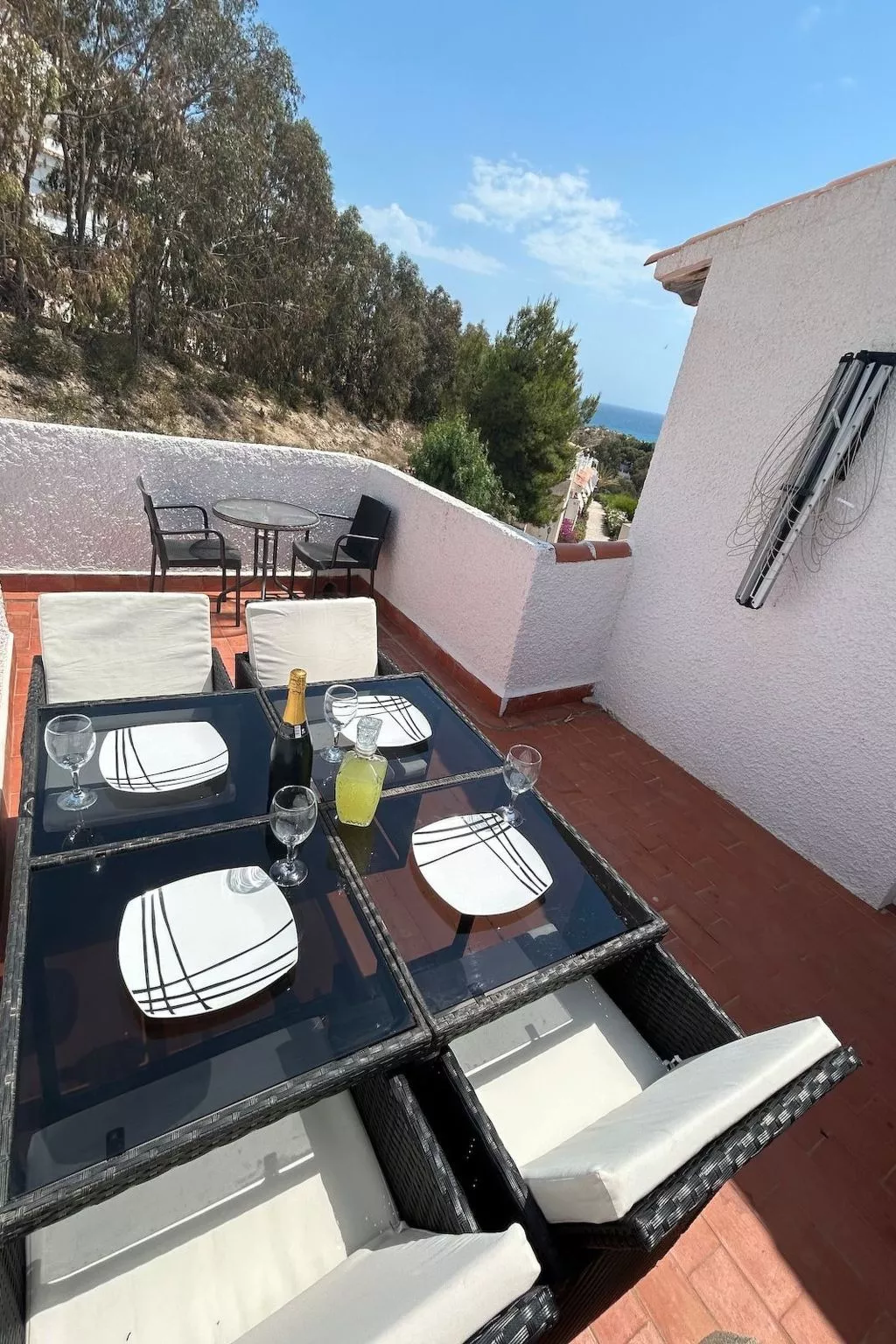 "Casa Jomy" mit Terrasse-Buiten