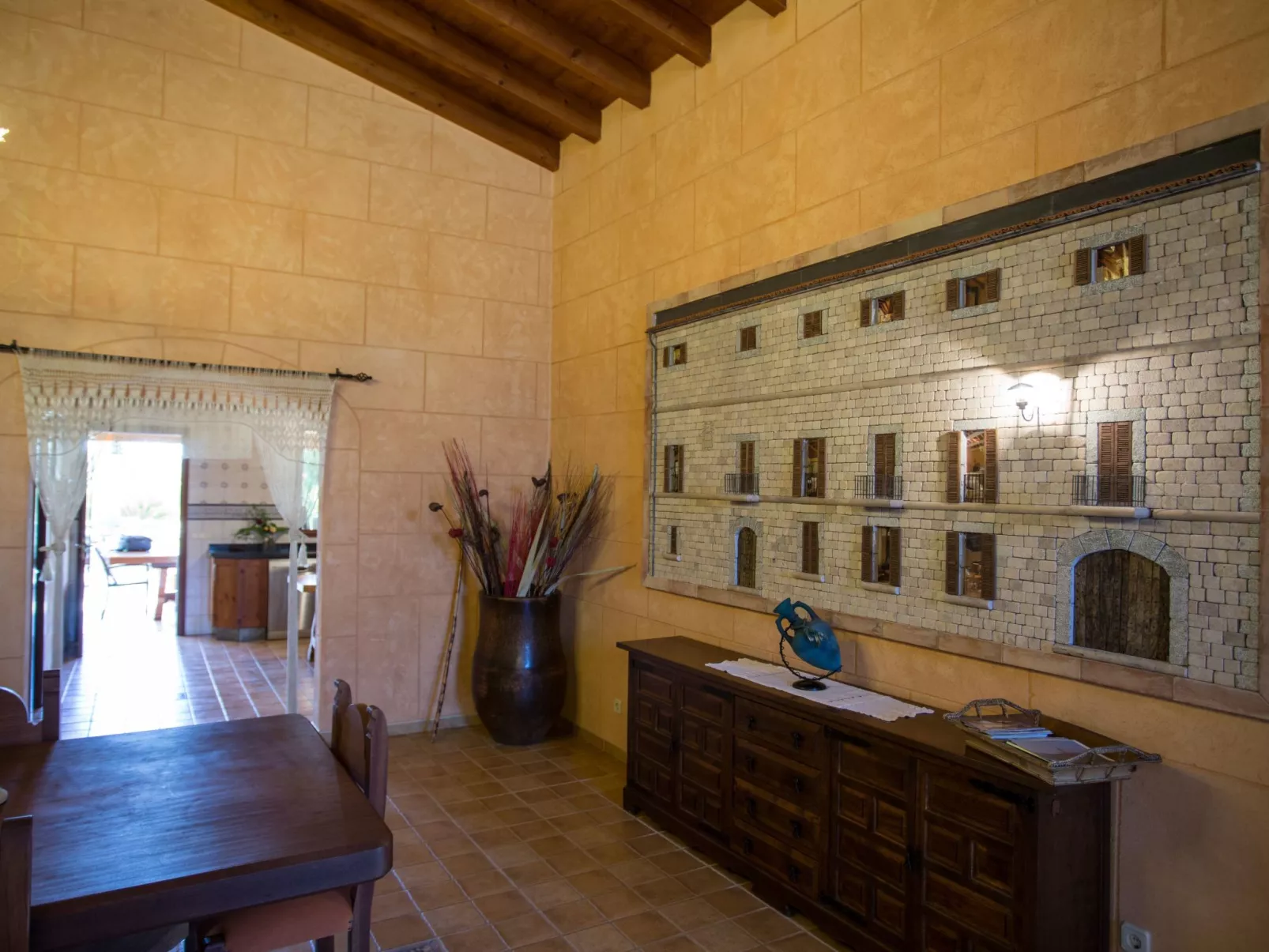 Finca mit Tennisplatz und Schwimmbad-Binnen