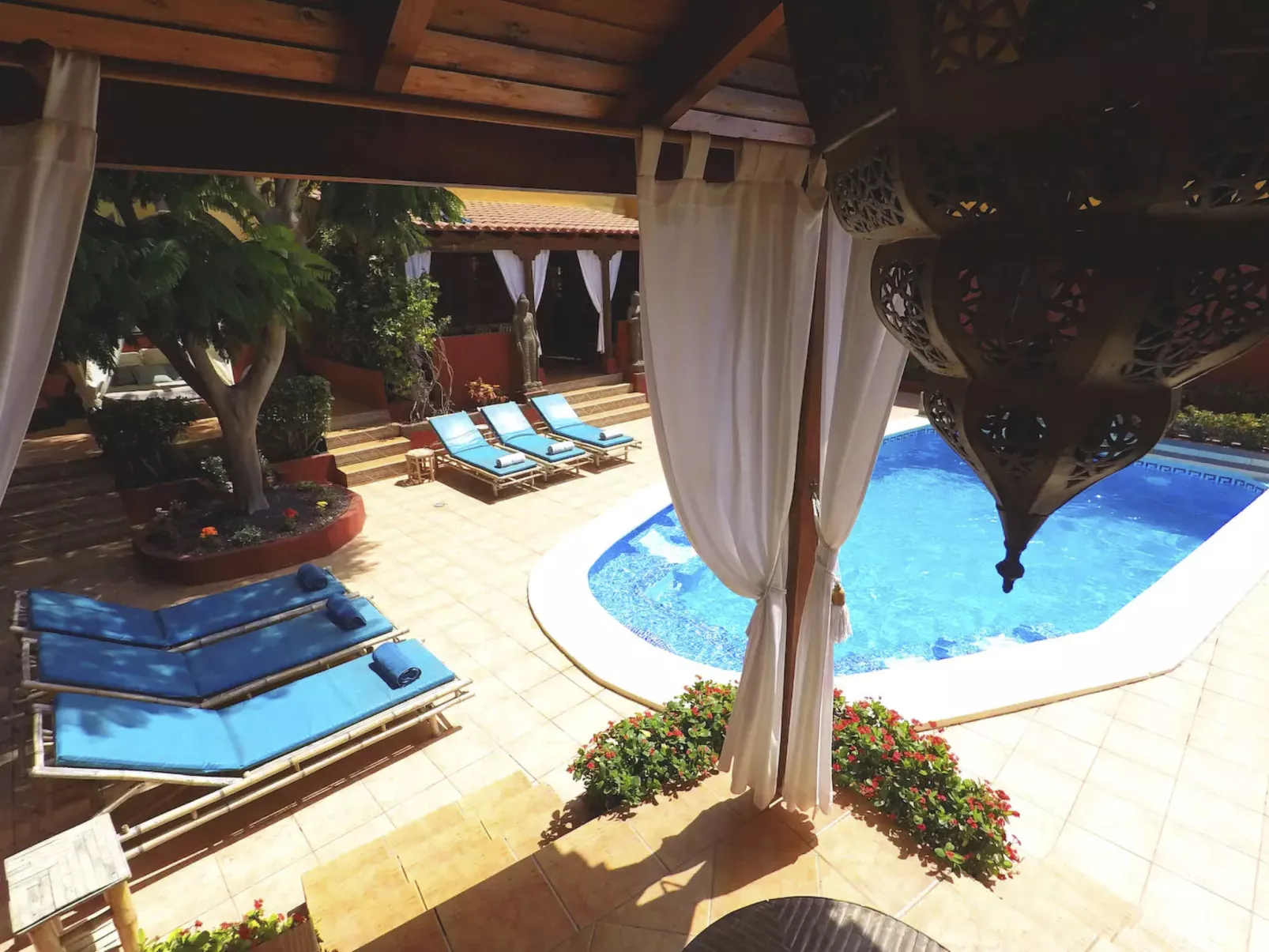 Villa im thailändischen Stil "Zen" mit beheiztem Pool-Buiten