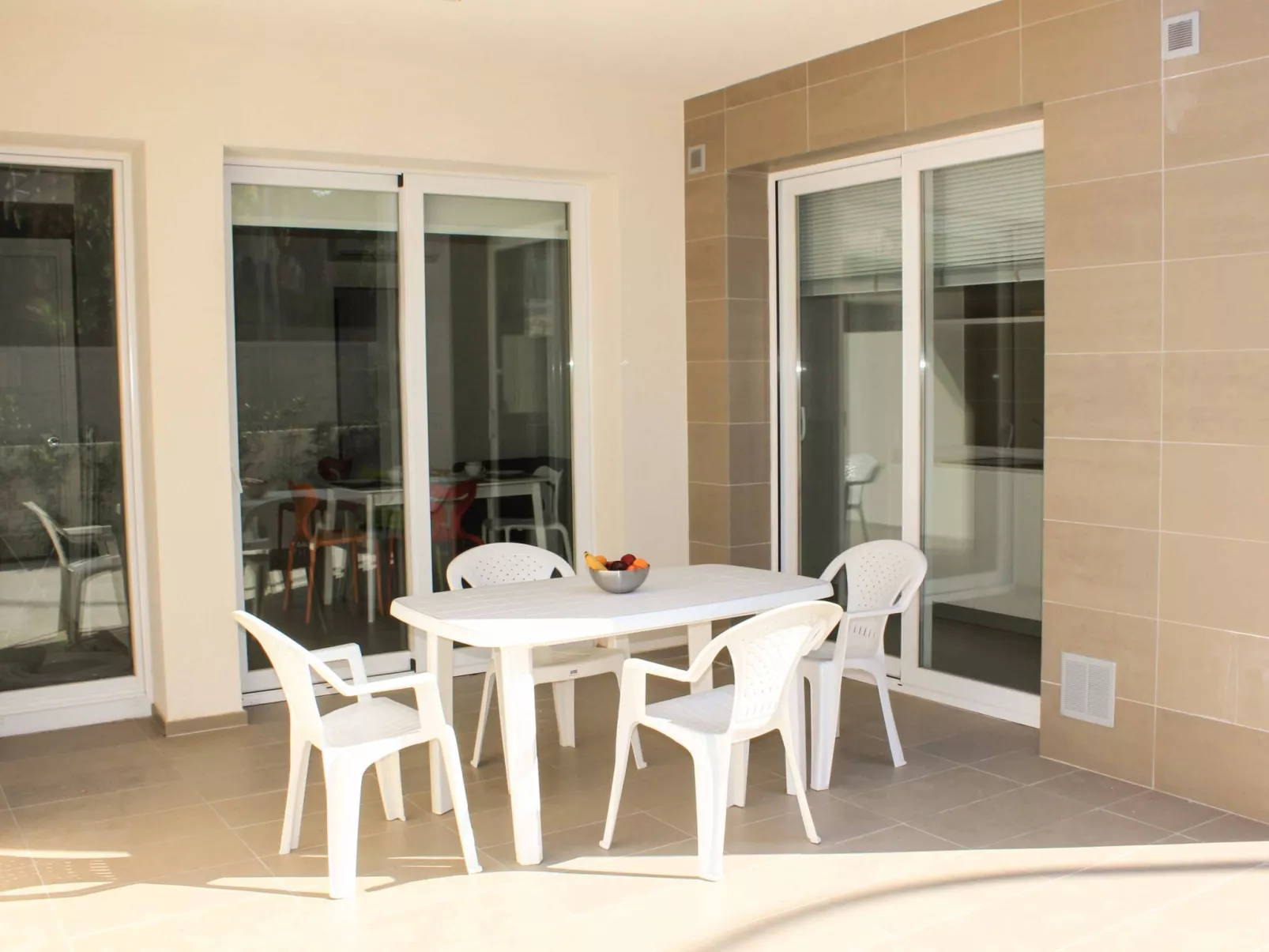 Appartamento con 3 camere al piano terra