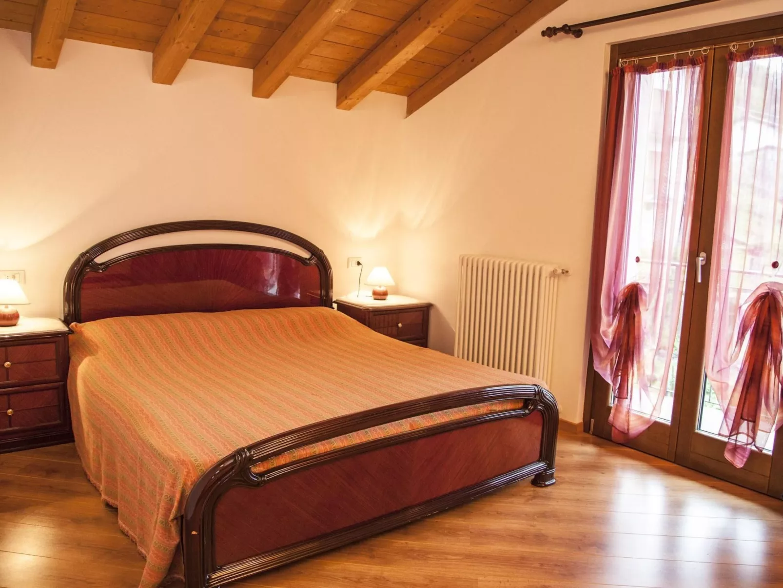 Wohnung "Spaziosa mansarda"-Binnen