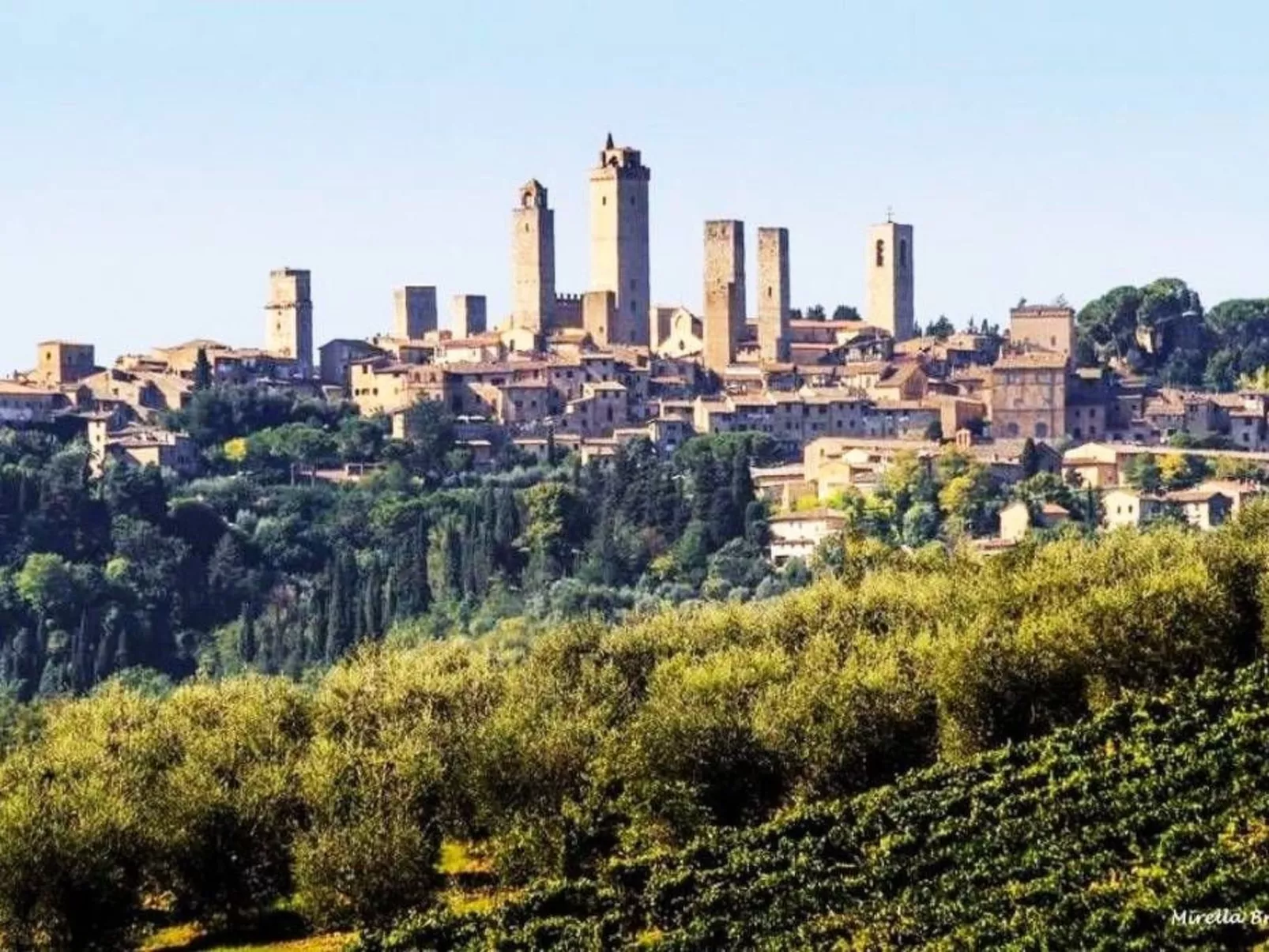 Schönes Haus in Viareggio mit privatem Parkplatz - Buiten